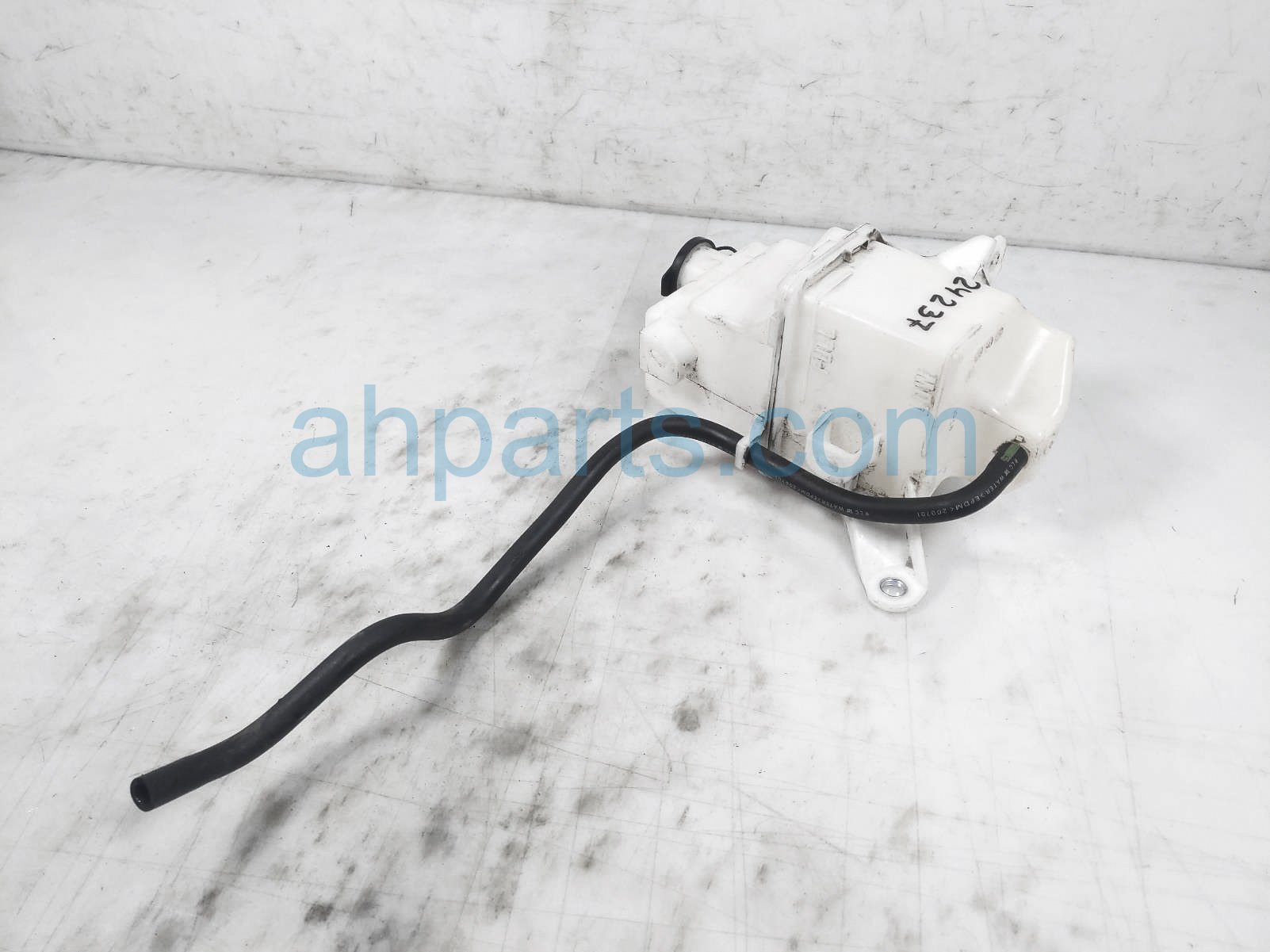 $49 Toyota COOLANT OVERFLOW RESERVOIR TANK $49 Toyota COOLANT OVERFLOW RESERVOIR TANK