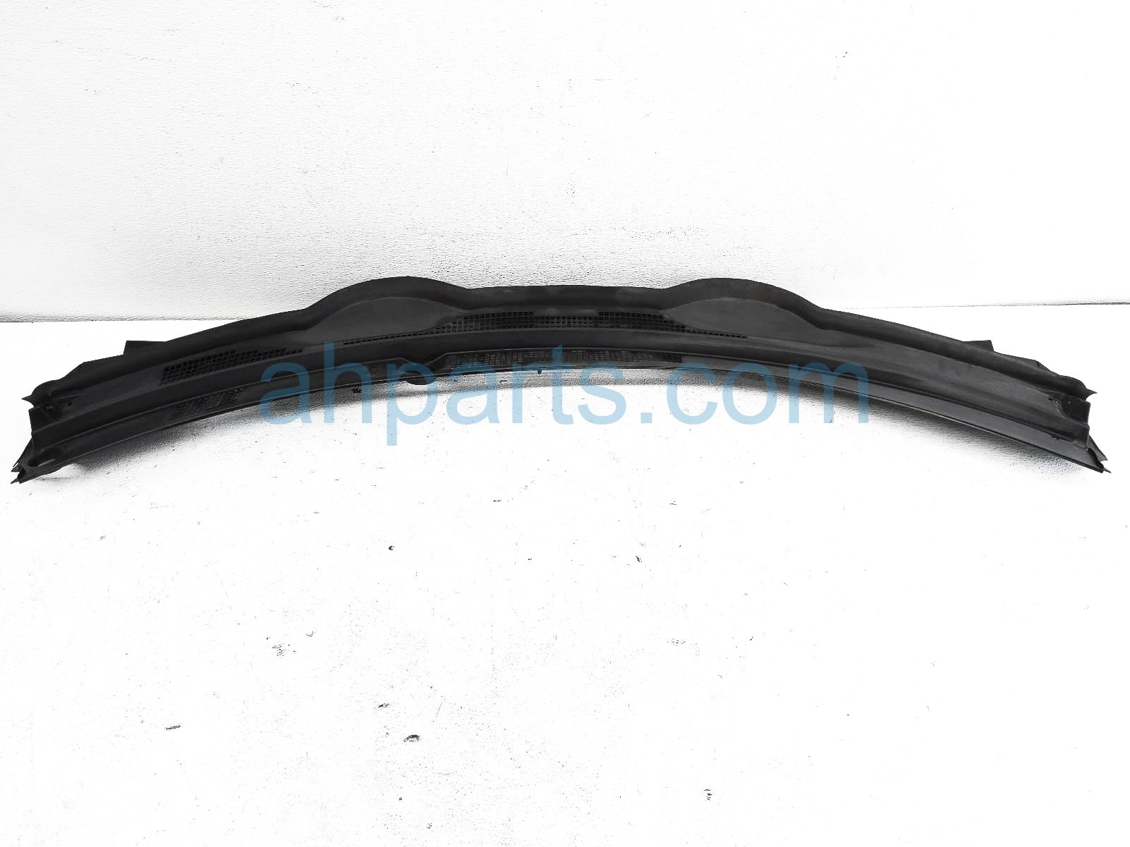 $90 Honda WINDSHIELD COWL ASSY $90 Honda WINDSHIELD COWL ASSY