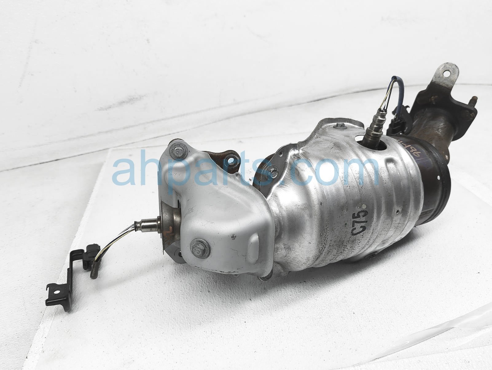 $85 Honda EXHAUST MANIFOLD UPPER LAF SENSOR $85 Honda EXHAUST MANIFOLD UPPER LAF SENSOR