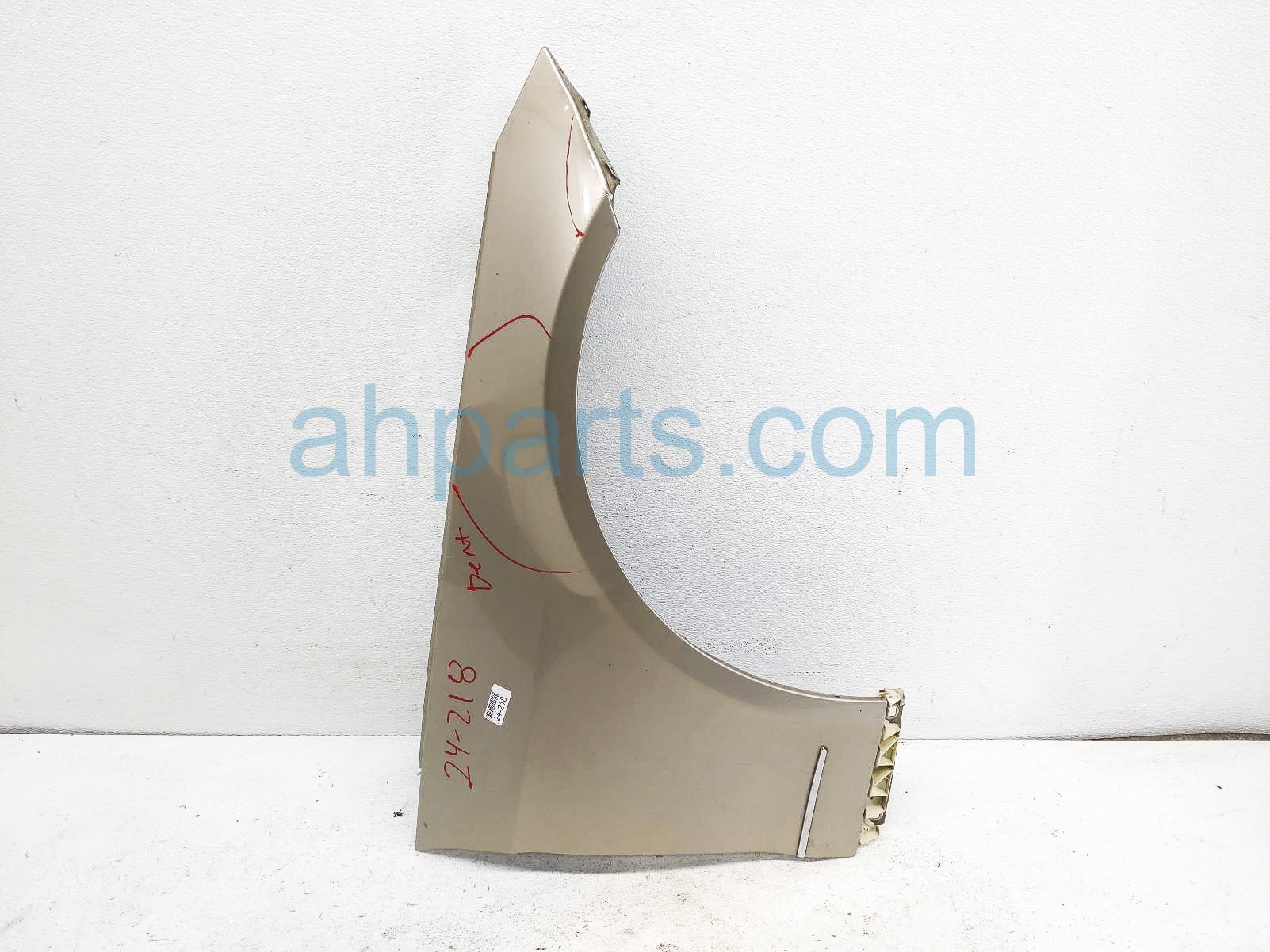 $299 Mercedes RH FENDER - GOLD