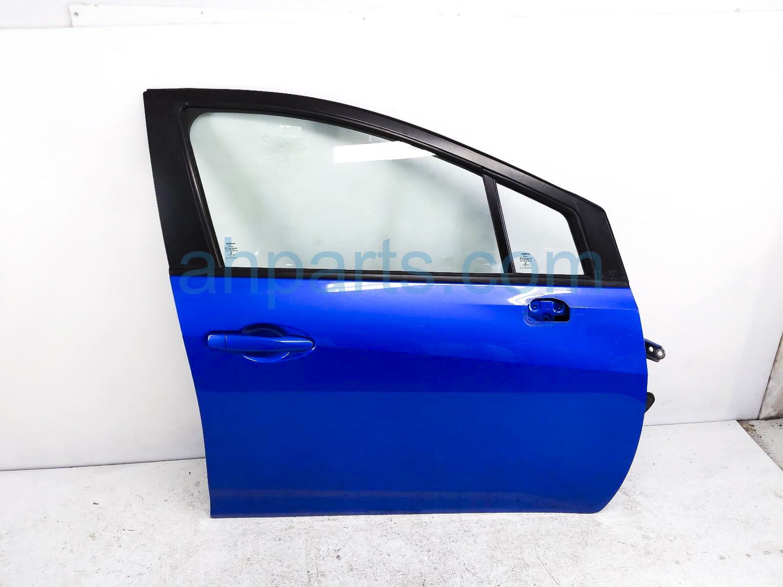 $595 Nissan FR/RH DOOR - BLUE - NO MIRROR/TRIM $595 Nissan FR/RH DOOR - BLUE - NO MIRROR/TRIM