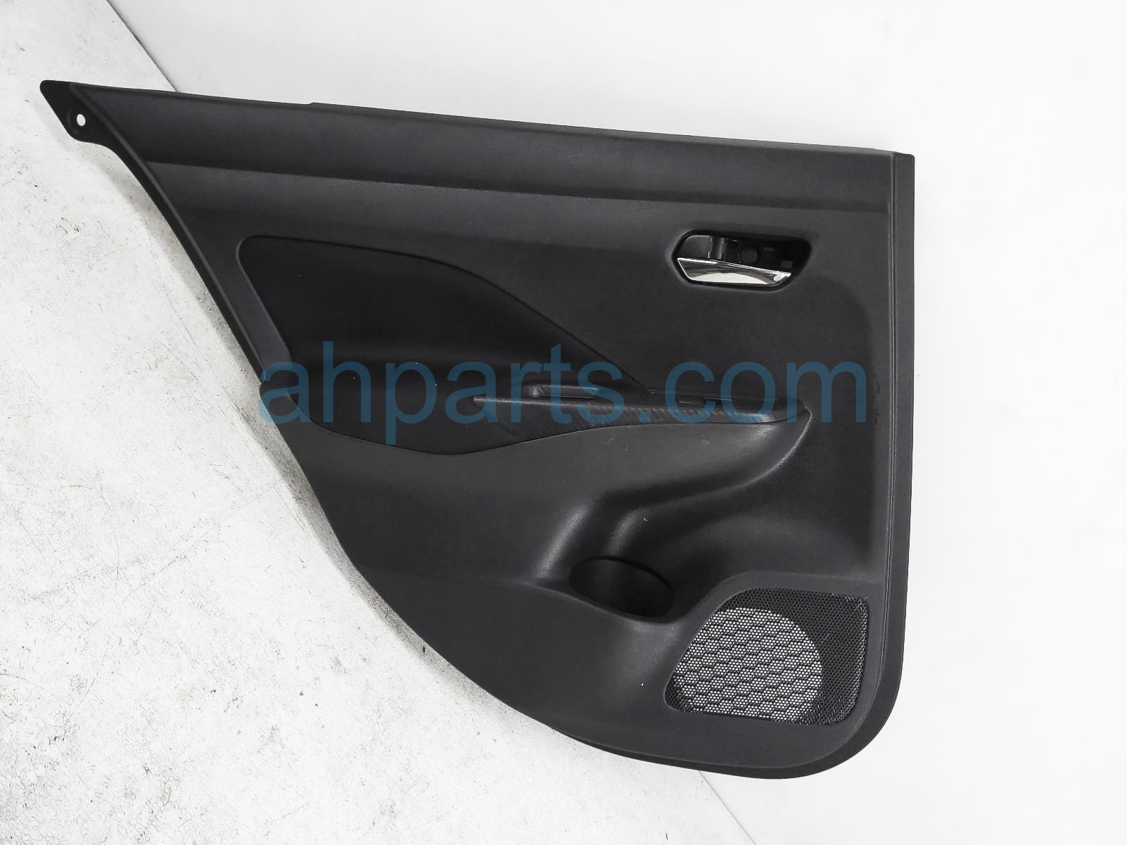 $125 Nissan RR/LH INTERIOR DOOR PANEL - BLACK $125 Nissan RR/LH INTERIOR DOOR PANEL - BLACK