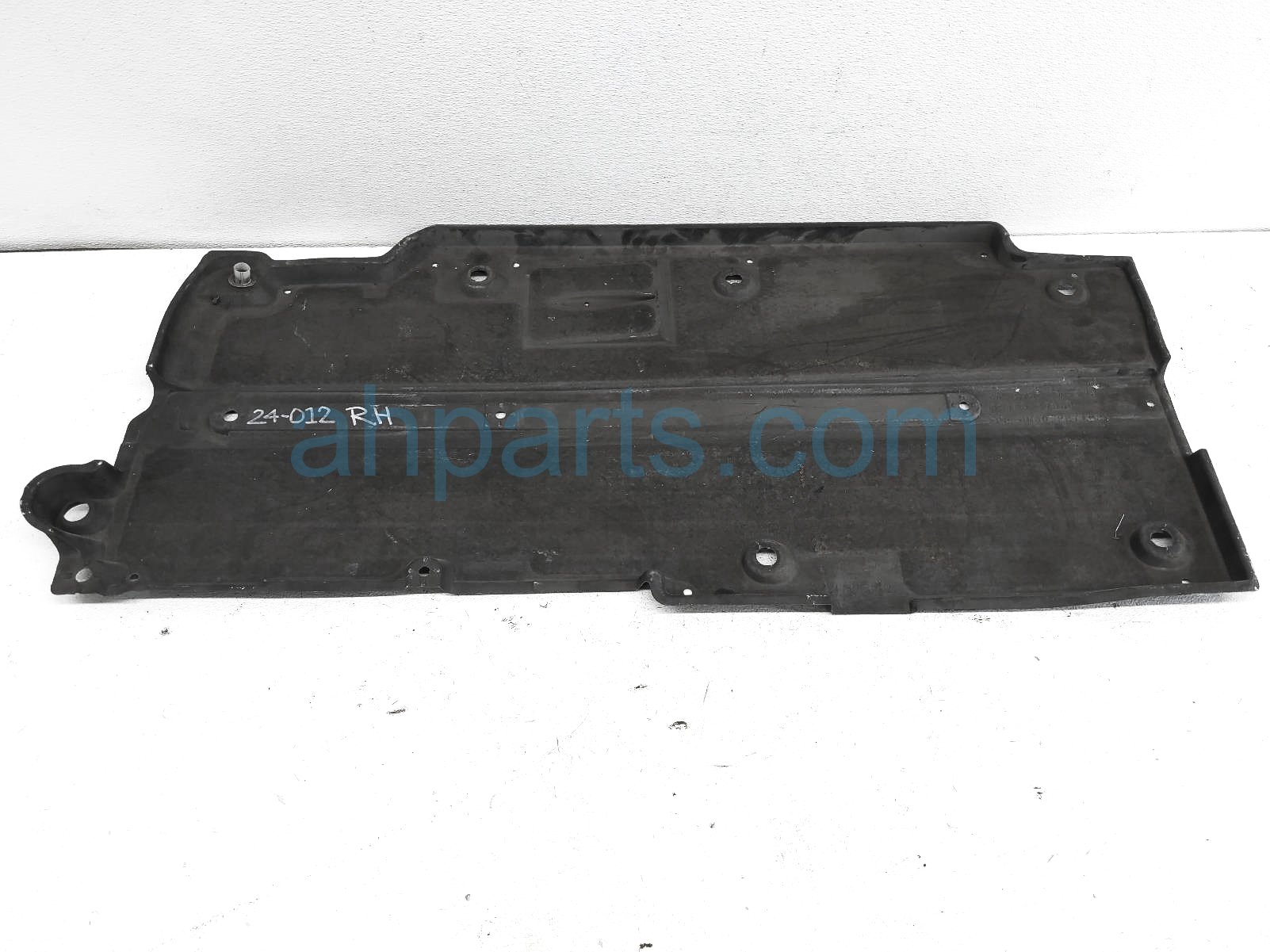 $125 Toyota RH SIDE UNDERBODY SIGHT SHIELD $125 Toyota RH SIDE UNDERBODY SIGHT SHIELD