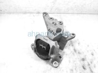 $85 Nissan RH ENGINE MOUNT INSULATOR W/BRACKET $85 Nissan RH ENGINE MOUNT INSULATOR W/BRACKET