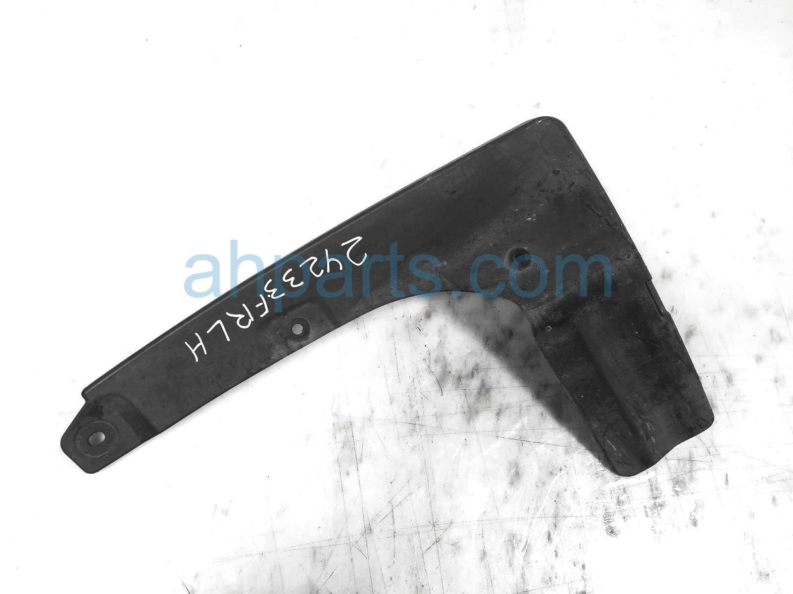Sold 2022 Toyota Corollacs Front Driver Mud Flap Splash Shield 76622-YY190,