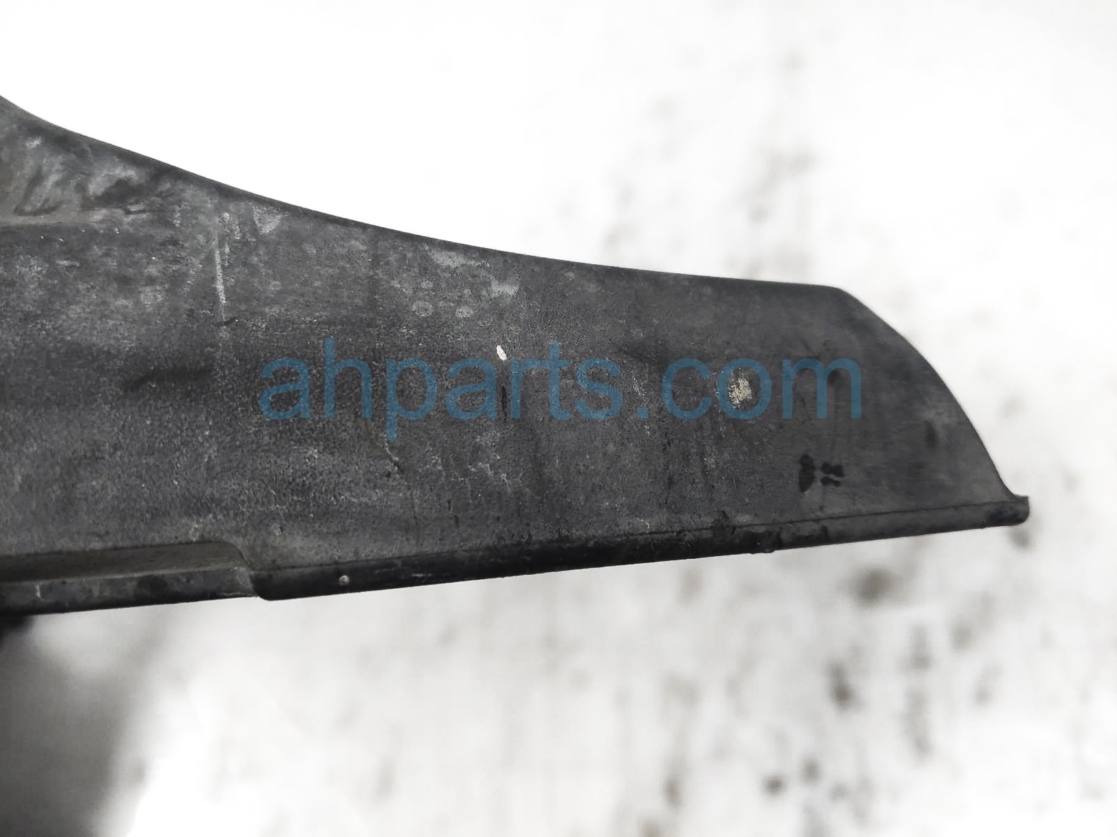 Sold 2022 Toyota Corollacs Front Driver Mud Flap Splash Shield 76622-YY190,