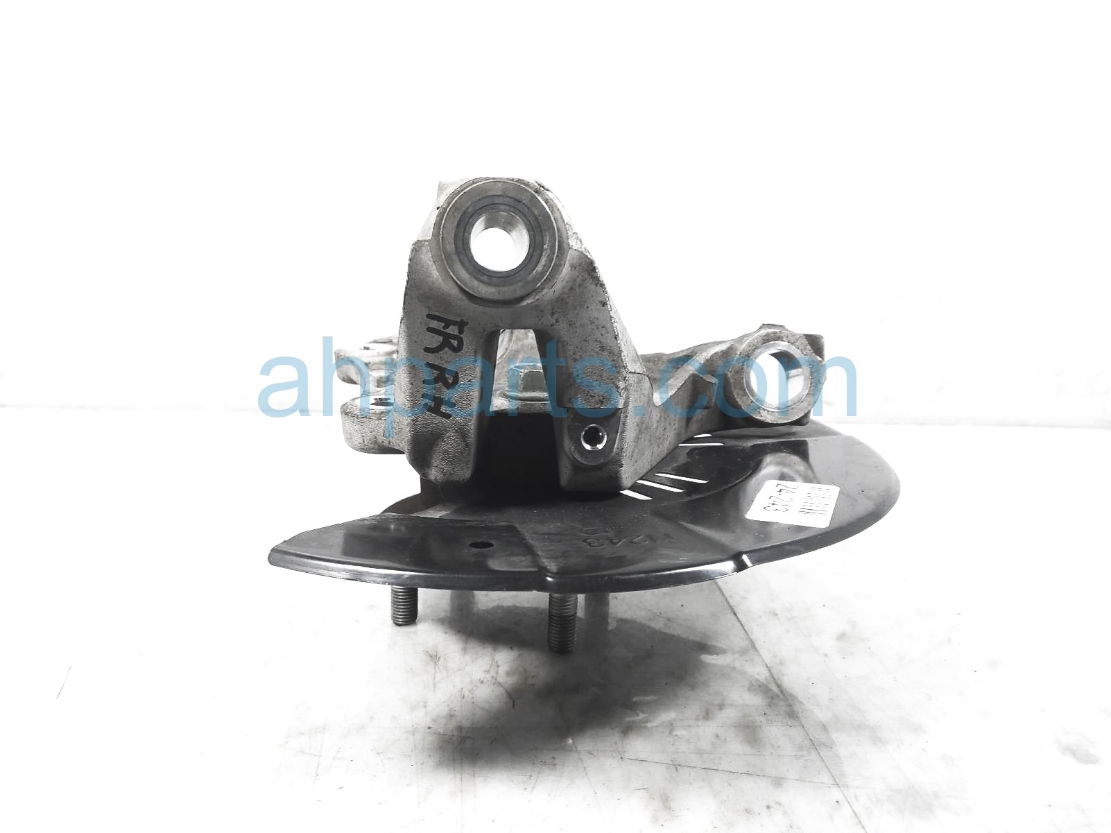 Sold 2021 Mazda Miata Front Passenger Spindle Knuckle Hub N243-33-020