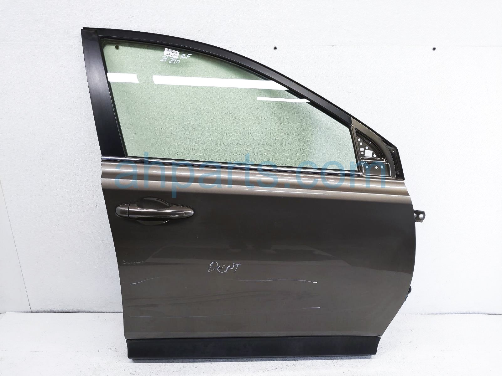 $575 Toyota FR/RH DOOR - GREY - NO MIRROR/TRIM $575 Toyota FR/RH DOOR - GREY - NO MIRROR/TRIM