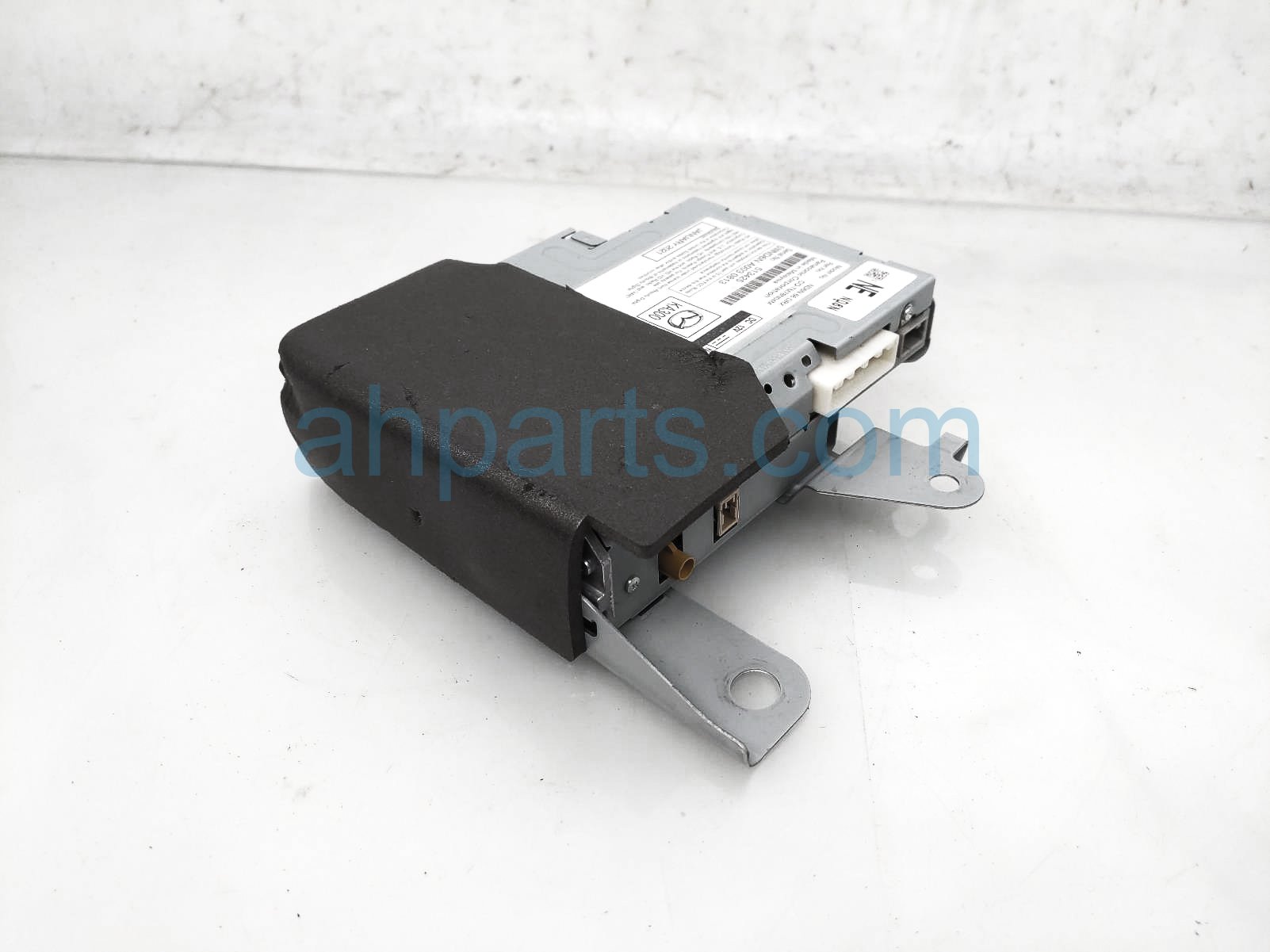 Sold 2021 Mazda Miata Satellite Audio Tuner Unit ND6N-66-DRX
