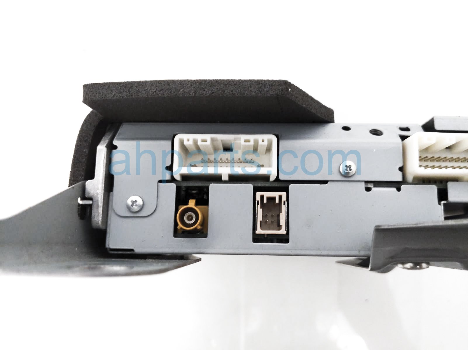 Sold 2021 Mazda Miata Satellite Audio Tuner Unit ND6N-66-DRX