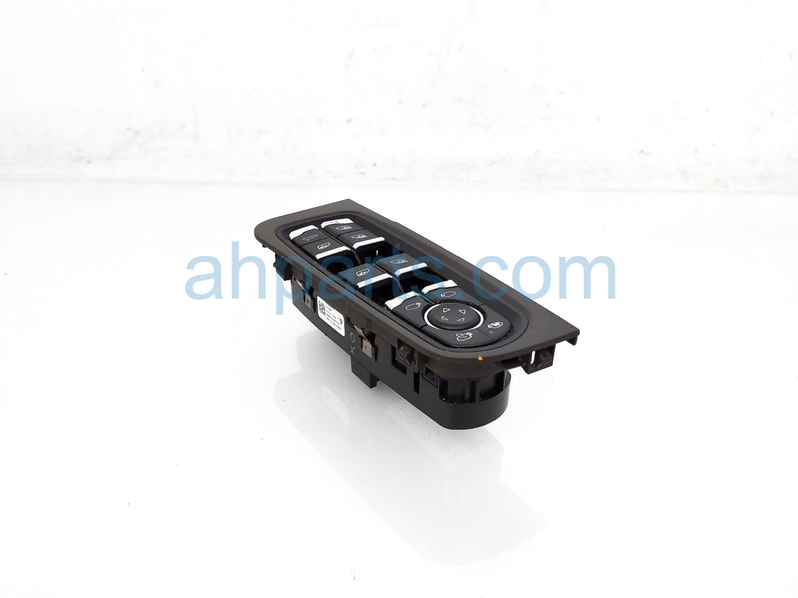 Sold 2017 Porsche Cayenne Power / Master Window Control Switch 7PP 959 858 AG DML Replacement Sold 2017 Porsche Cayenne Power / Master Window Control Switch 7PP 959 858 AG DML Replacement