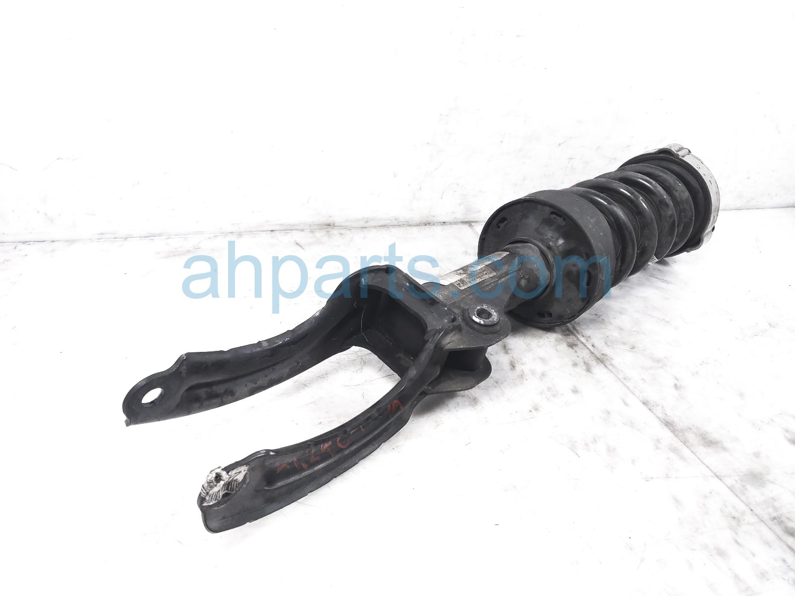 $149 Porsche FR/RH STRUT + SPRING $149 Porsche FR/RH STRUT + SPRING