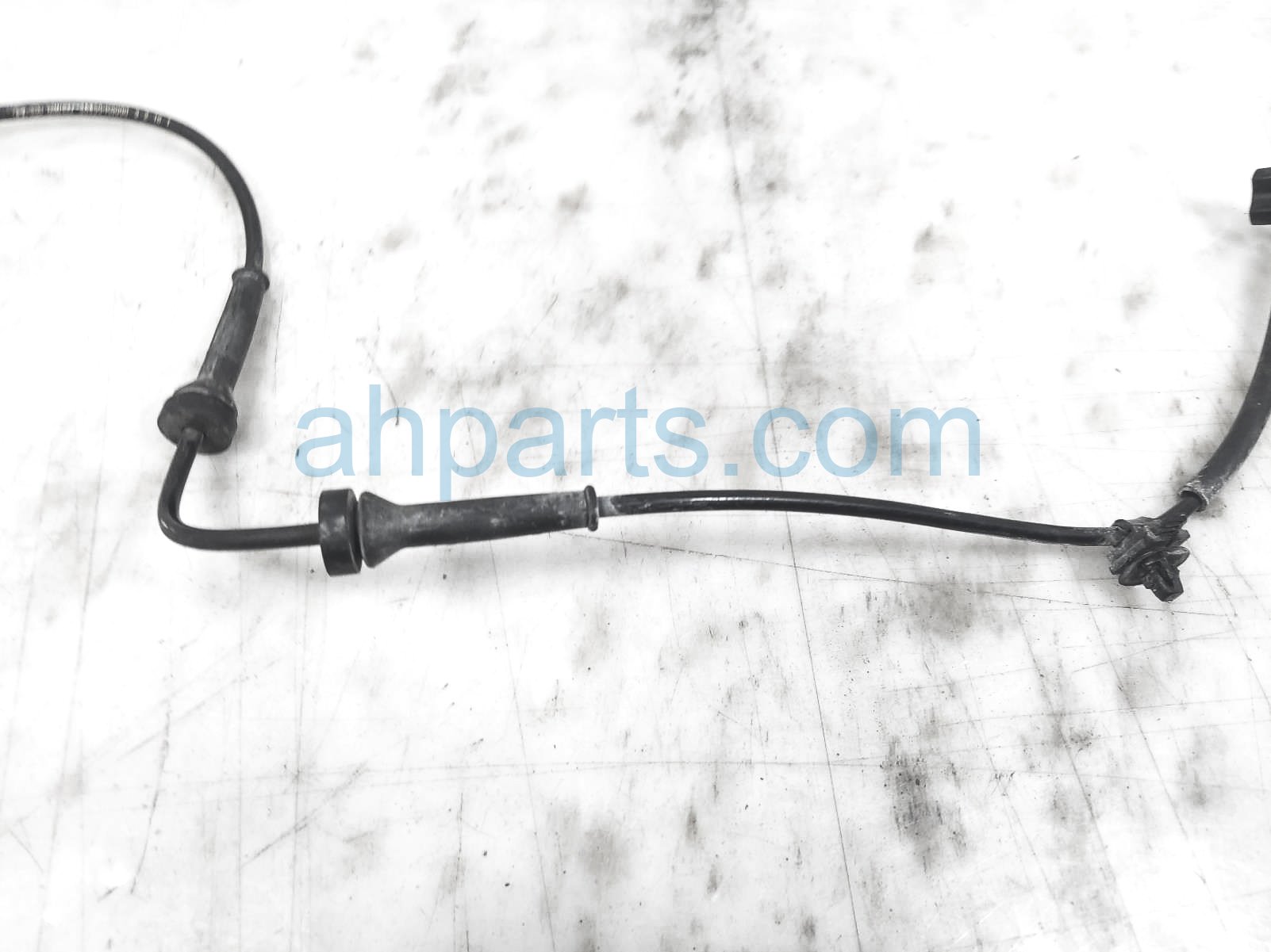 Sold 2023 Hyundai Santacruz Front Driver Abs Wheel Speed Sensor 58930 ...