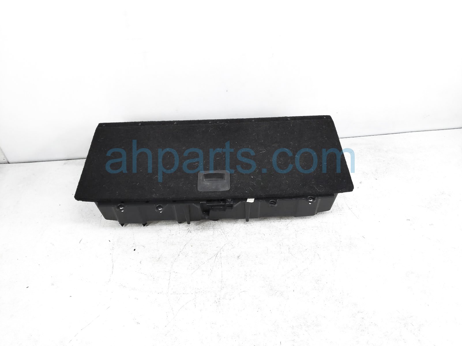 $225 Infiniti CARGO STORAGE BOX + LID - BLACK $225 Infiniti CARGO STORAGE BOX + LID - BLACK