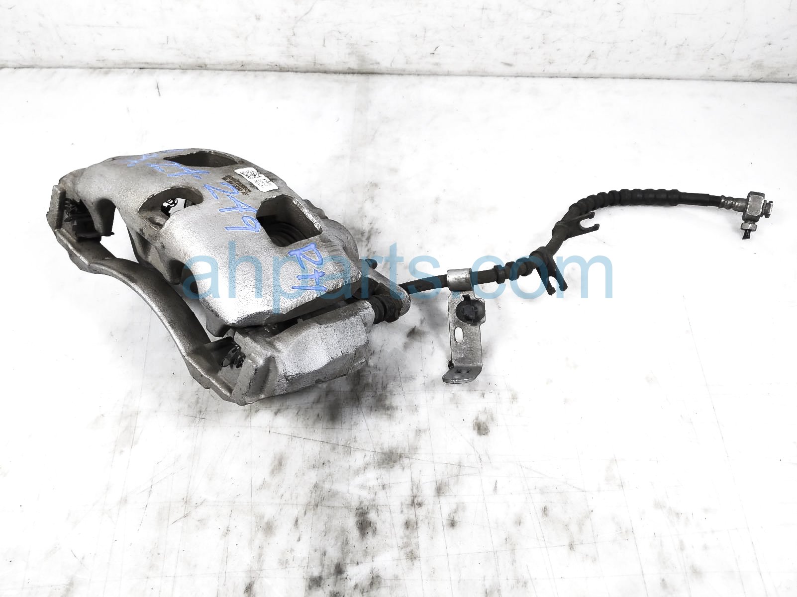 $100 Ford FR/RH BRAKE CALIPER $100 Ford FR/RH BRAKE CALIPER