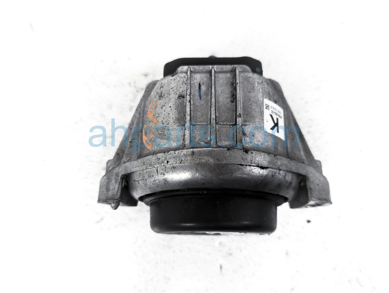 $79 BMW RH SIDE ENGINE MOUNT $79 BMW RH SIDE ENGINE MOUNT