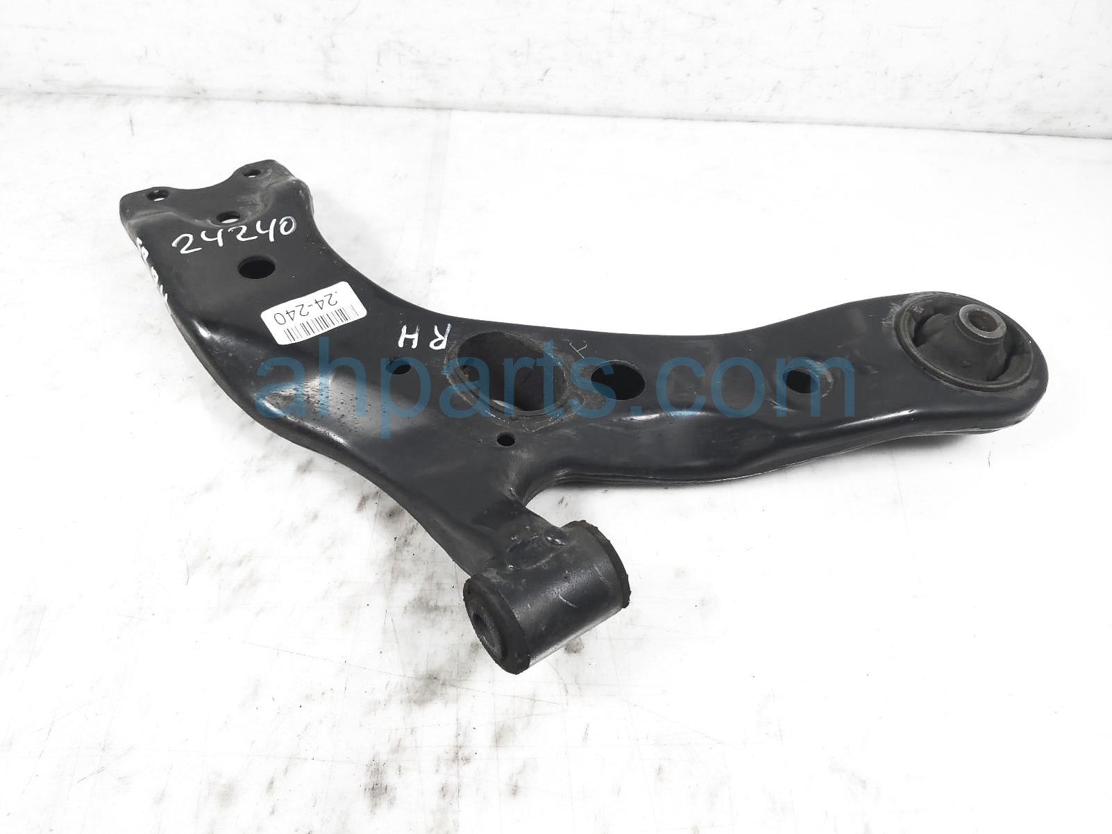 $69 Toyota FR/RH LOWER CONTROL ARM $69 Toyota FR/RH LOWER CONTROL ARM