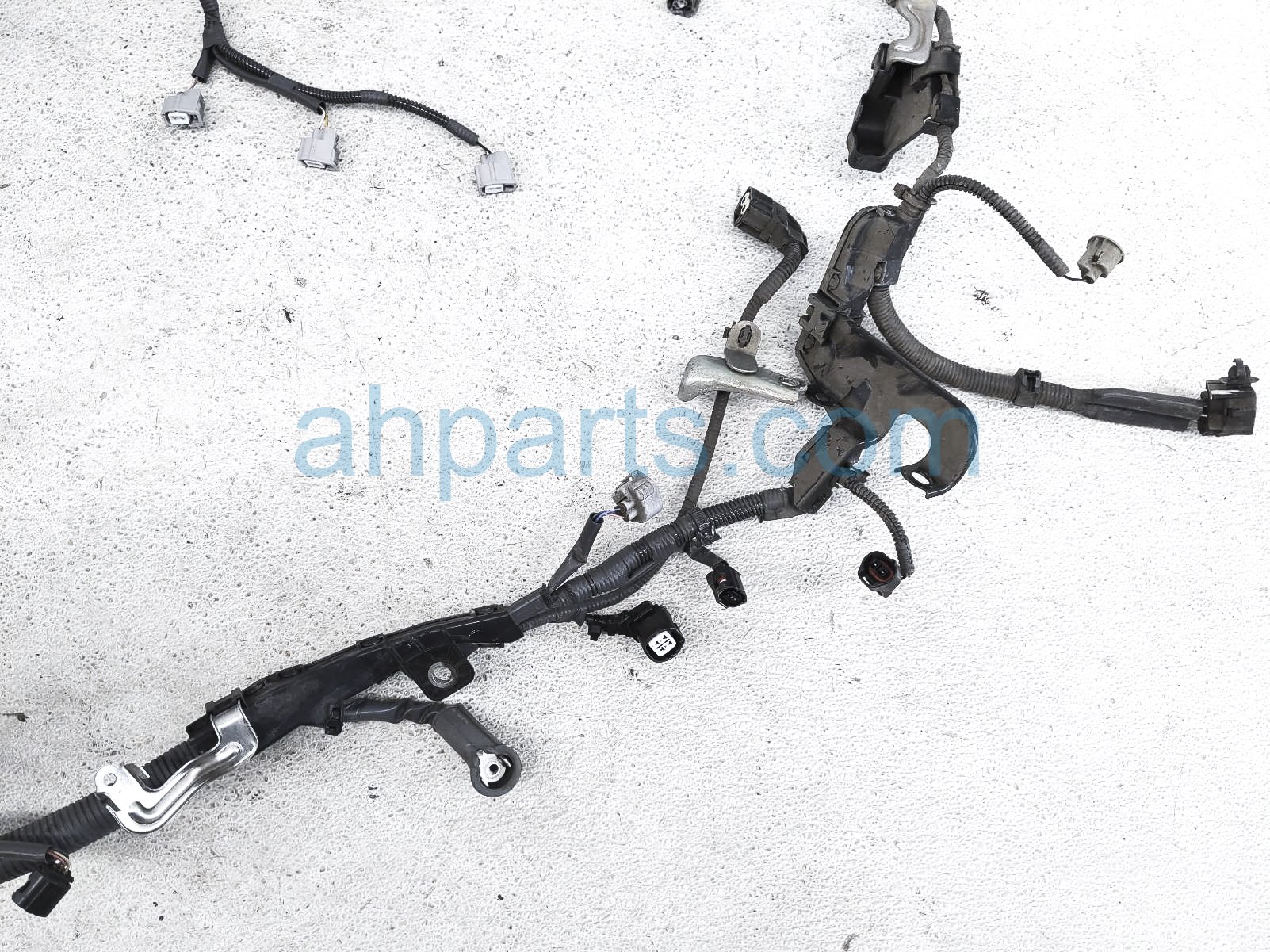Sold 2017 Lexus Es 350 Main Engine Wire Harness 82121-06L20