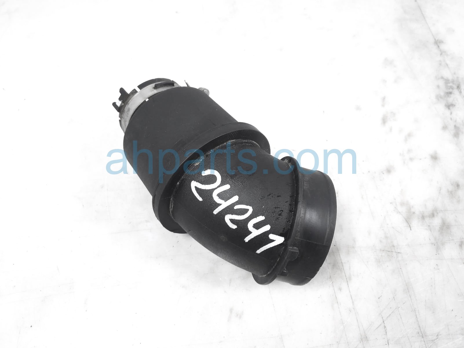 $49 Kia AIR INTAKE INLET DUCT - 1.6T FWD $49 Kia AIR INTAKE INLET DUCT - 1.6T FWD