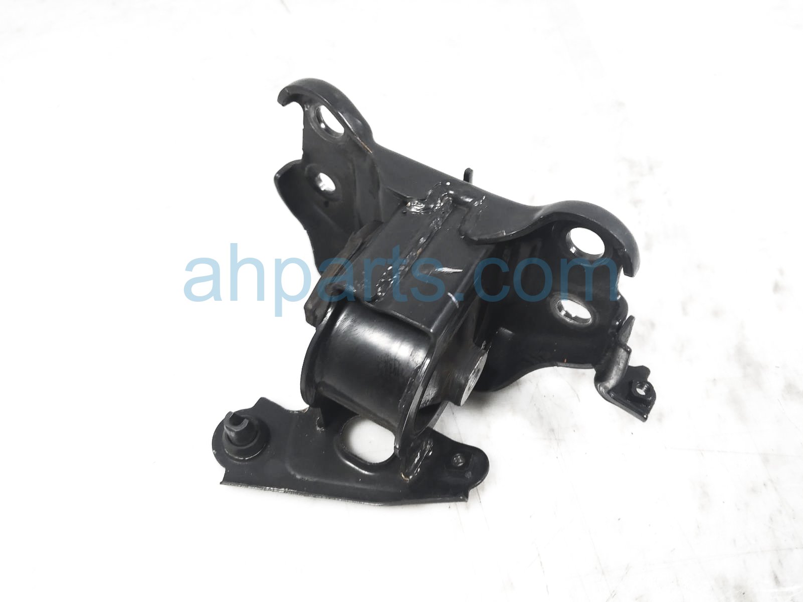 $49 Toyota LH ENGINE INSULATOR MOUNT - 2.5L FWD $49 Toyota LH ENGINE INSULATOR MOUNT - 2.5L FWD