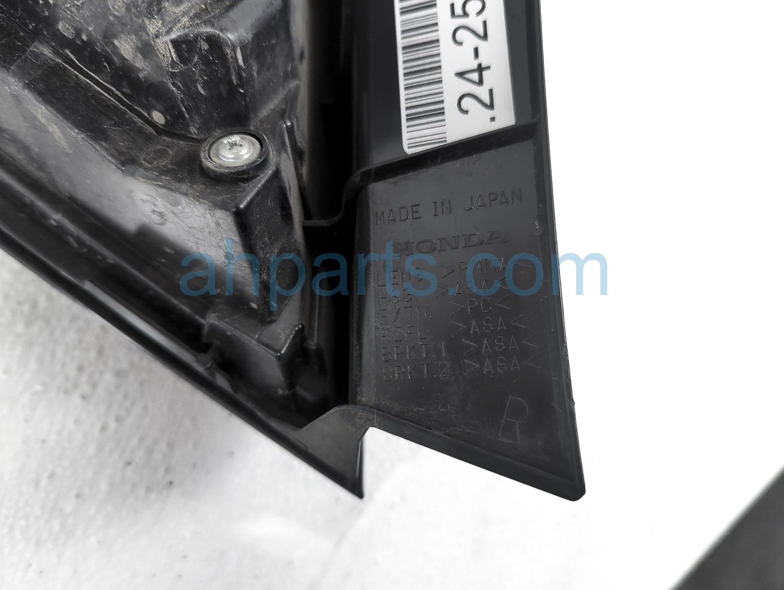 Sold 2018 Honda Clarity Light / Rear Passenger Tail Lamp (on Body) 33500 TRT A01 Replacement Sold 2018 Honda Clarity Light / Rear Passenger Tail Lamp (on Body) 33500 TRT A01 Replacement thumbnail