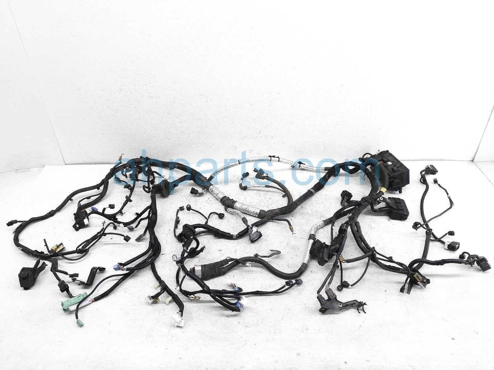 $200 Honda ENGINE ROOM HARNESS $200 Honda ENGINE ROOM HARNESS