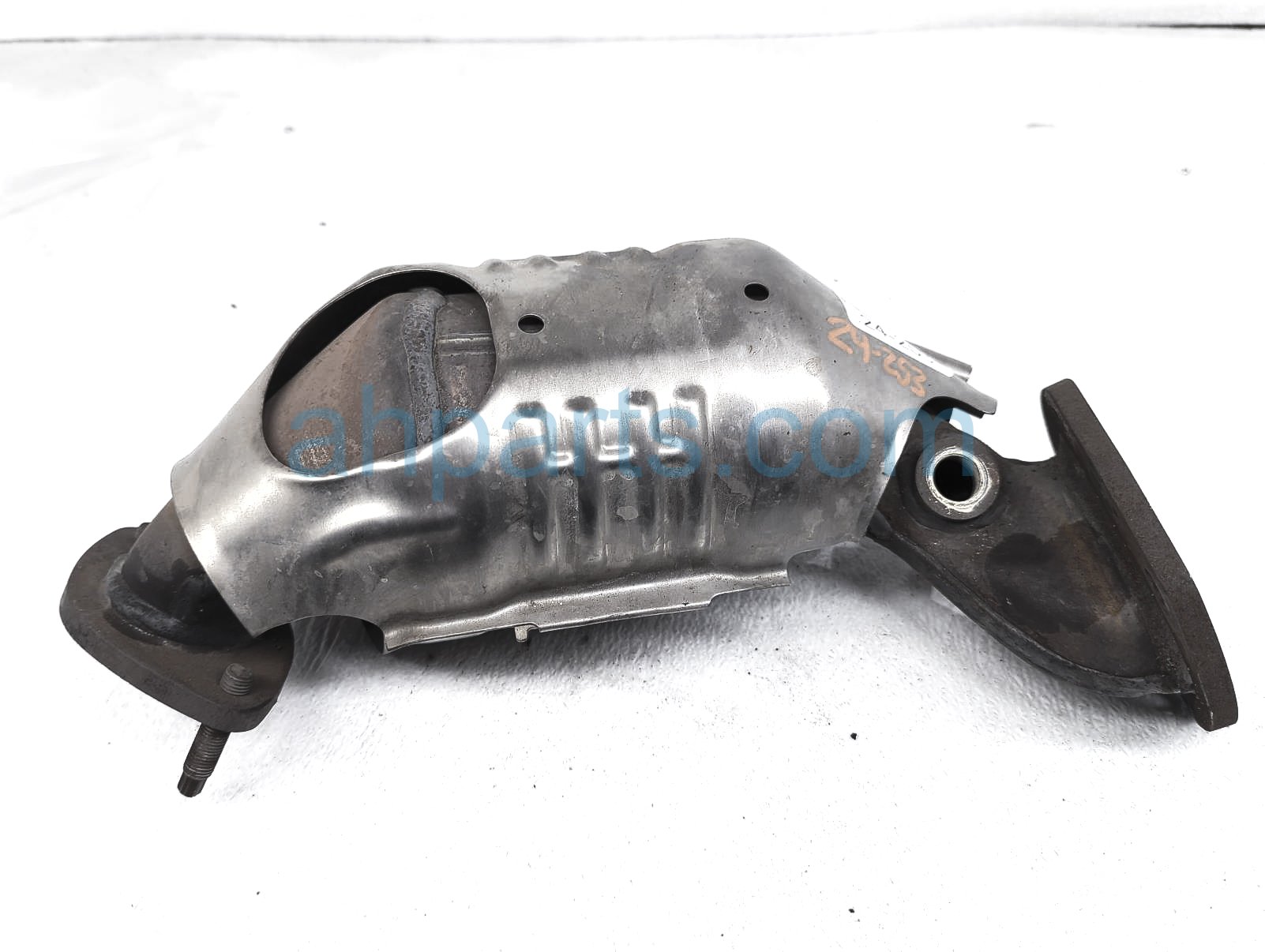 $399 Lexus REAR EXHAUST MANIFOLD