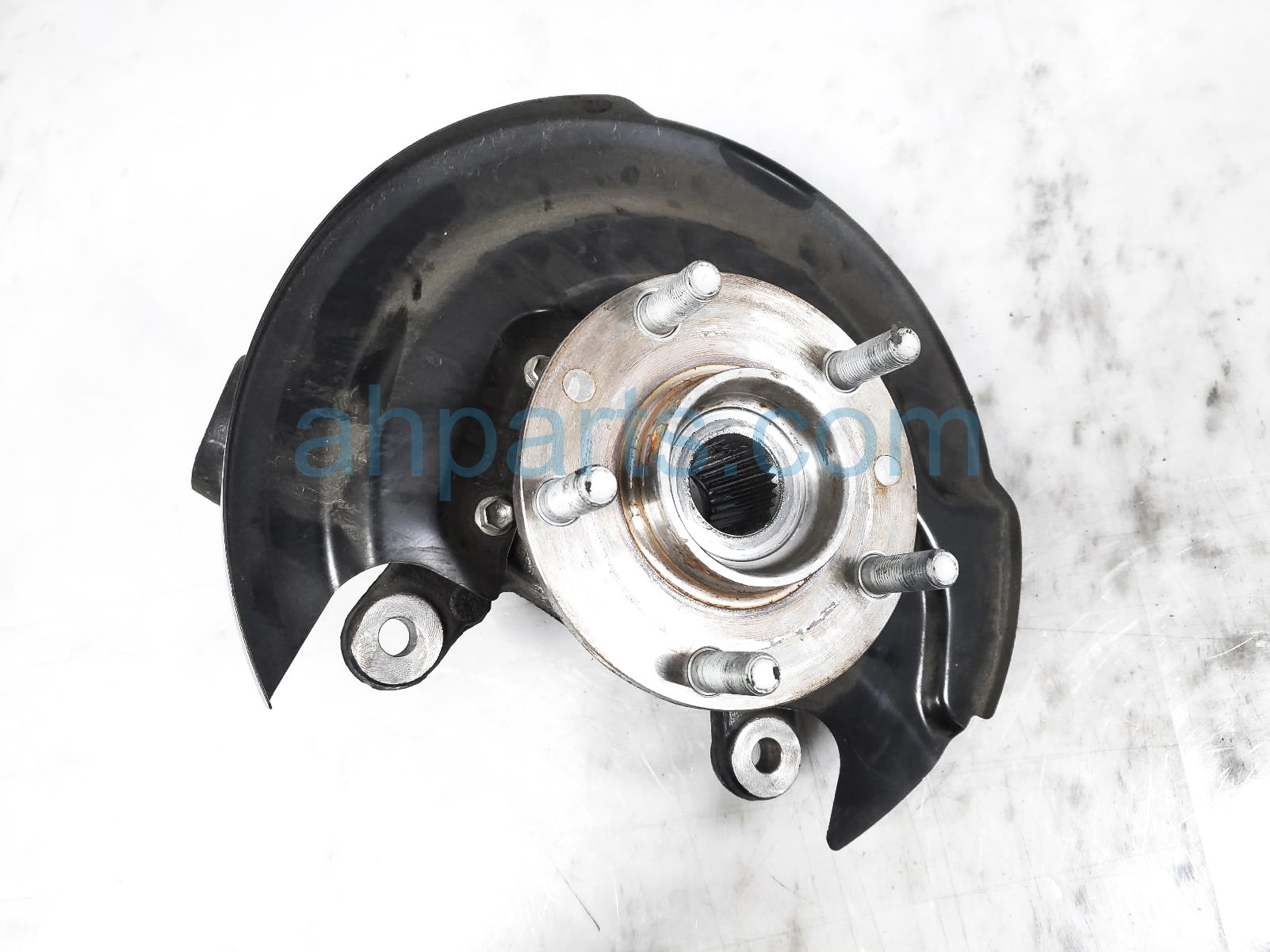 Sold 2022 Nissan Sentra Front Driver Spindle Knuckle Hub 40015-6LA1A