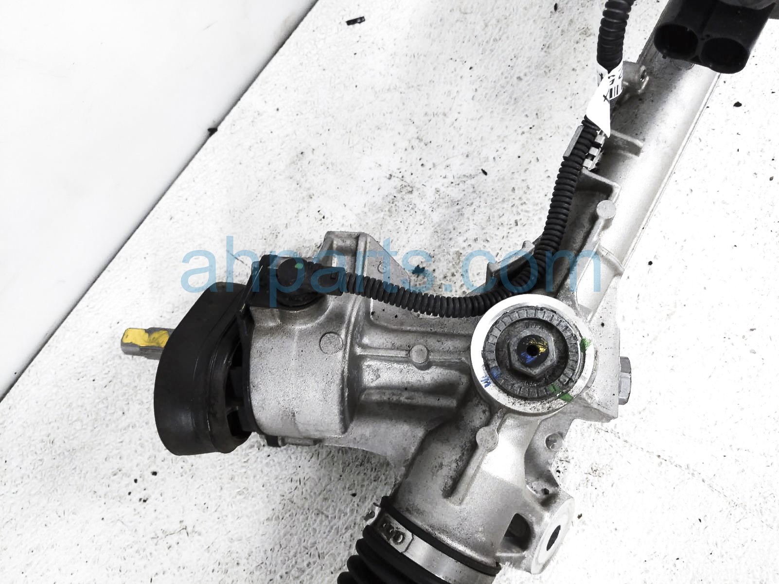 Sold 2022 Nissan Sentra And / Gear Box Power Steering Rack