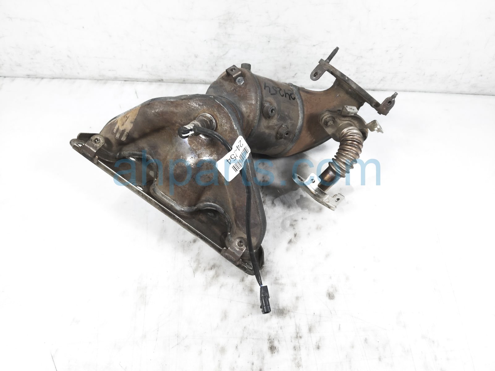 $499 Nissan EXHAUST MANIFOLD - 40K MILES $499 Nissan EXHAUST MANIFOLD - 40K MILES