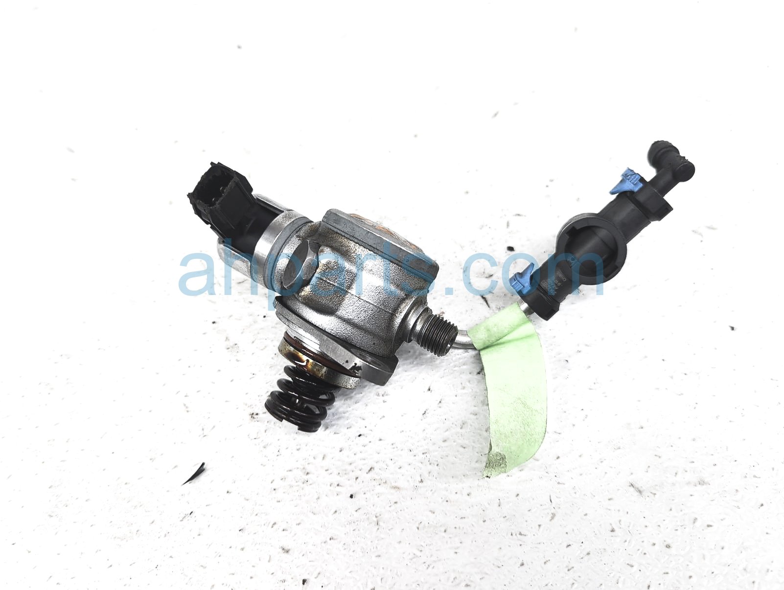 $149 Volvo GAS / FUEL PUMP - ENGINE MTD