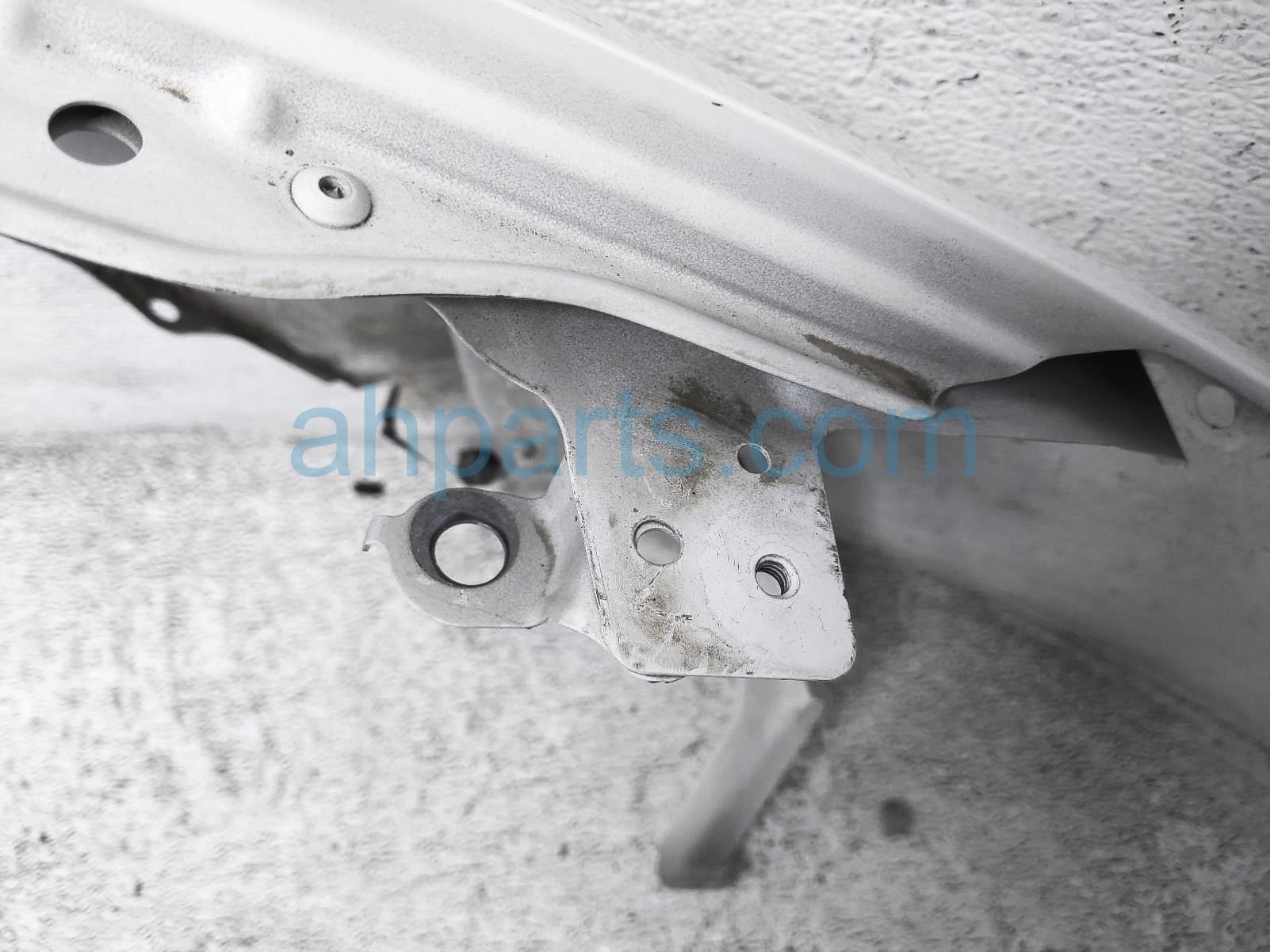 Sold 2019 Honda Insight Front Driver Fender - White 60261-TXM-A91ZZ,