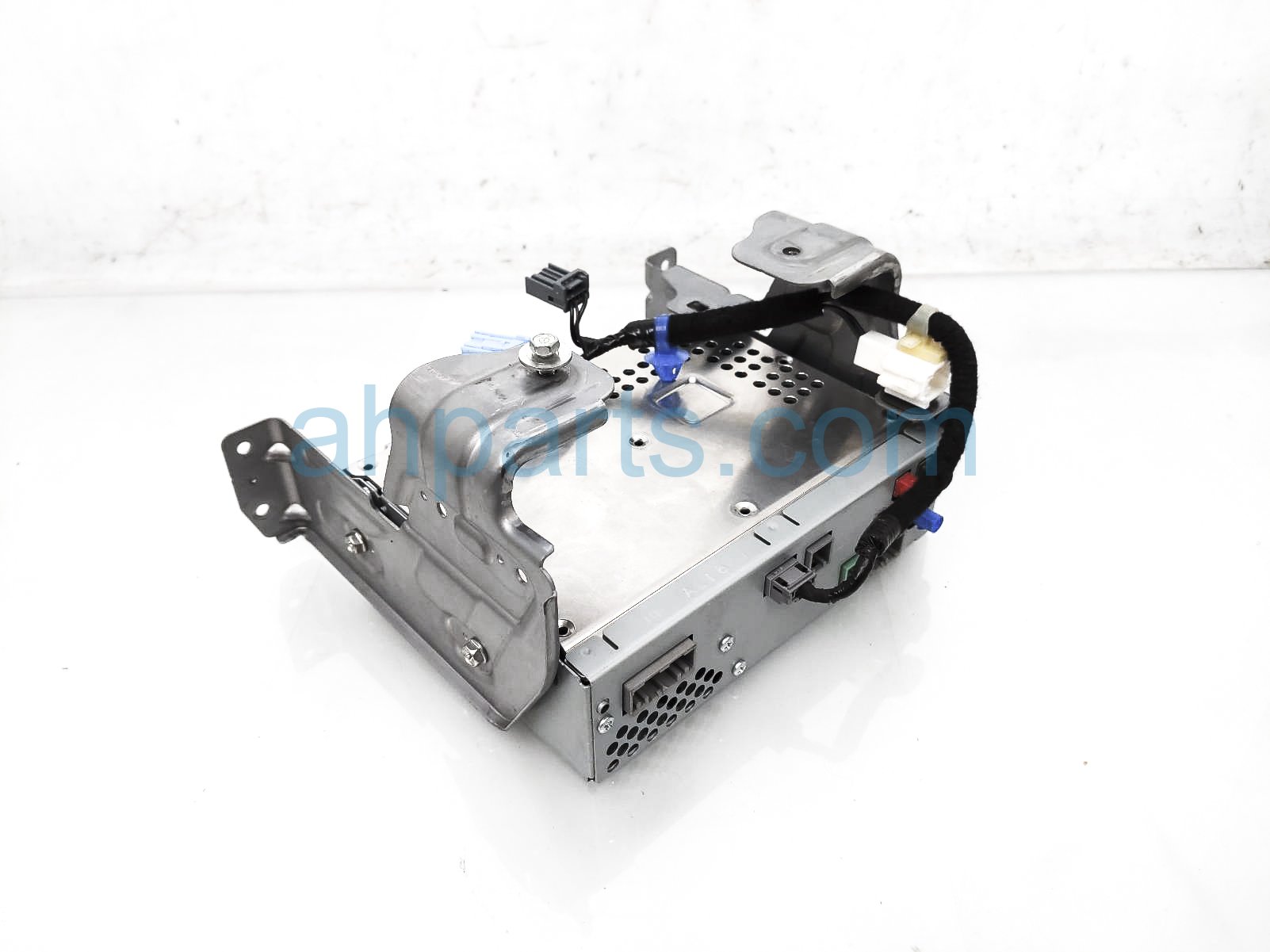 $199 Honda AUDIO RECEIVER UNIT - EX-L $199 Honda AUDIO RECEIVER UNIT - EX-L