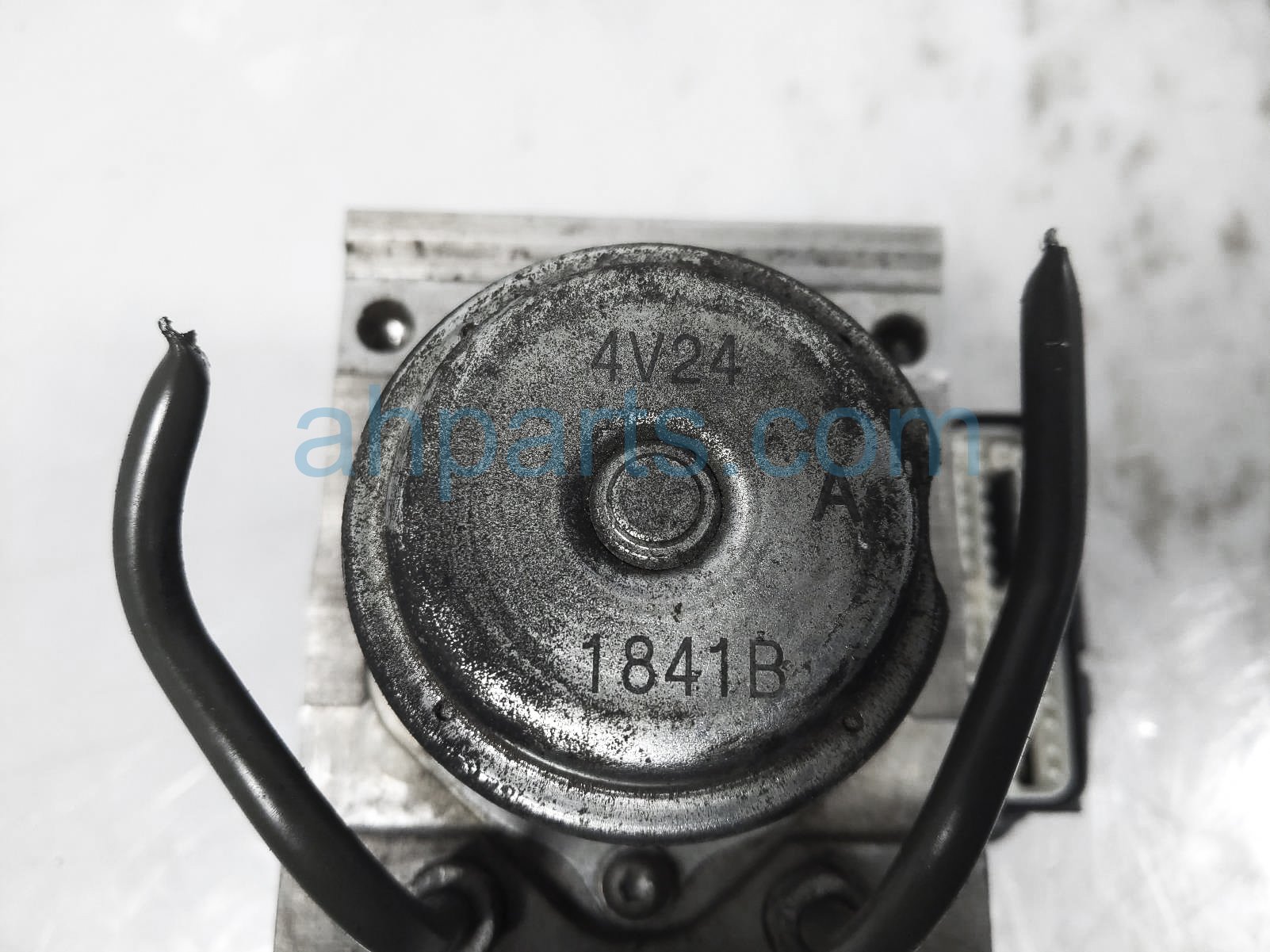 Sold 2015 Honda Civic (anti Lock Brake) Abs/vsa Pump Modulator