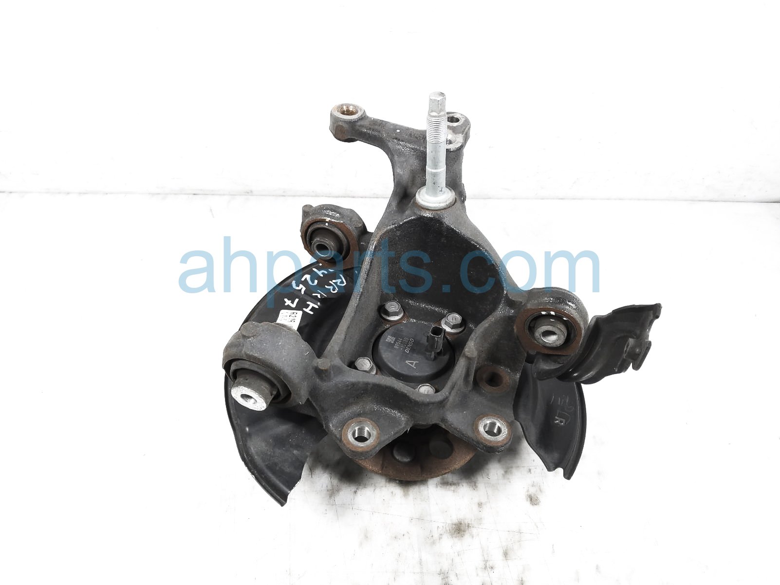 $325 Lexus RR/RH SPINDLE KNUCKLE HUB $325 Lexus RR/RH SPINDLE KNUCKLE HUB