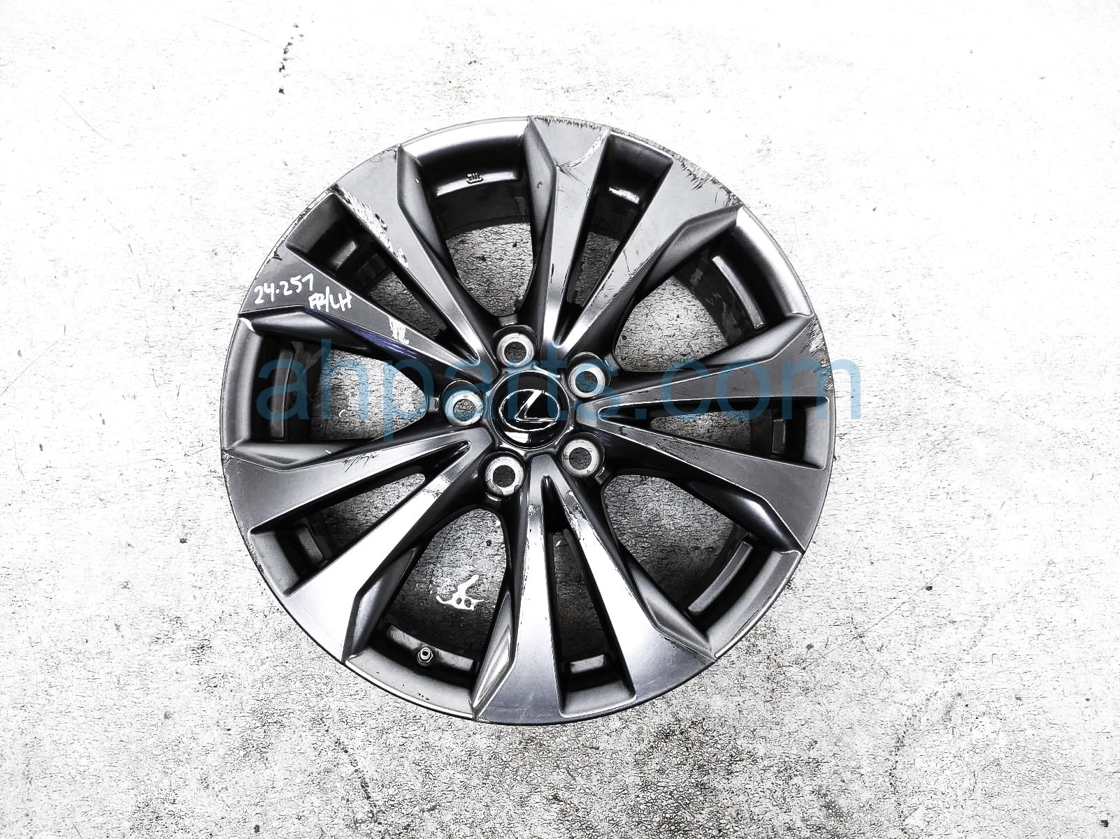 $225 Lexus FR/LH WHEEL / RIM $225 Lexus FR/LH WHEEL / RIM