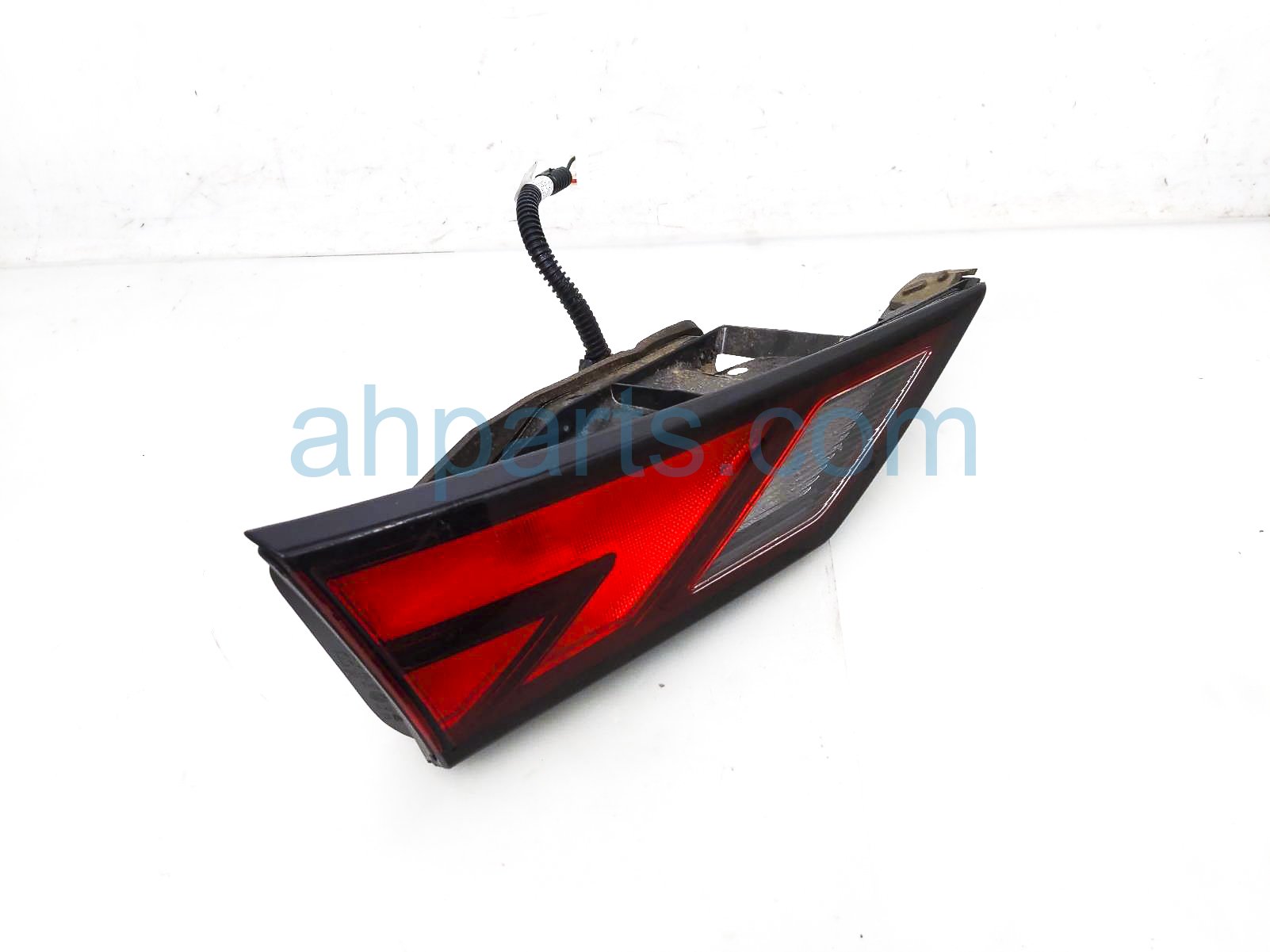 $99 Nissan LH TAIL LAMP ( ON TRUNK ) $99 Nissan LH TAIL LAMP ( ON TRUNK )