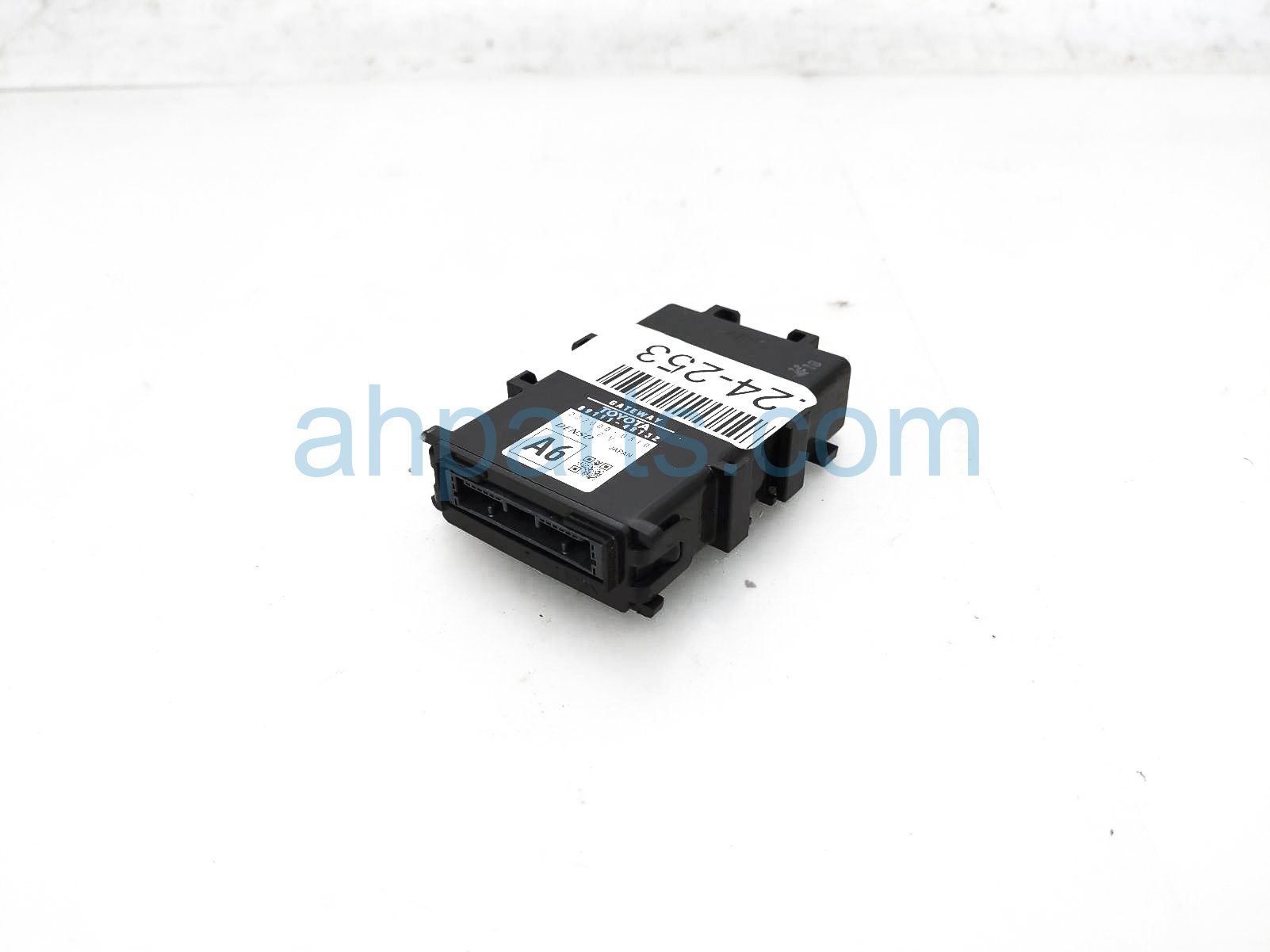 Sold 2022 Lexus Rx350 Network Gateway Control Unit 89111 48132 Replacement Sold 2022 Lexus Rx350 Network Gateway Control Unit 89111 48132 Replacement thumbnail