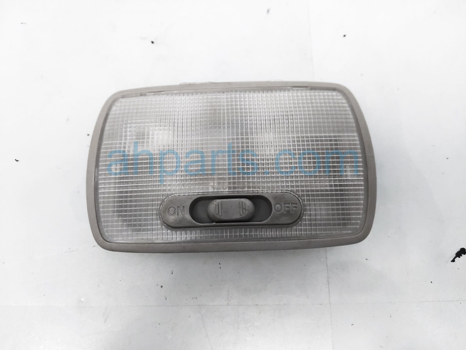 $25 Honda REAR OVERHEAD DOME LAMP - GREY $25 Honda REAR OVERHEAD DOME LAMP - GREY