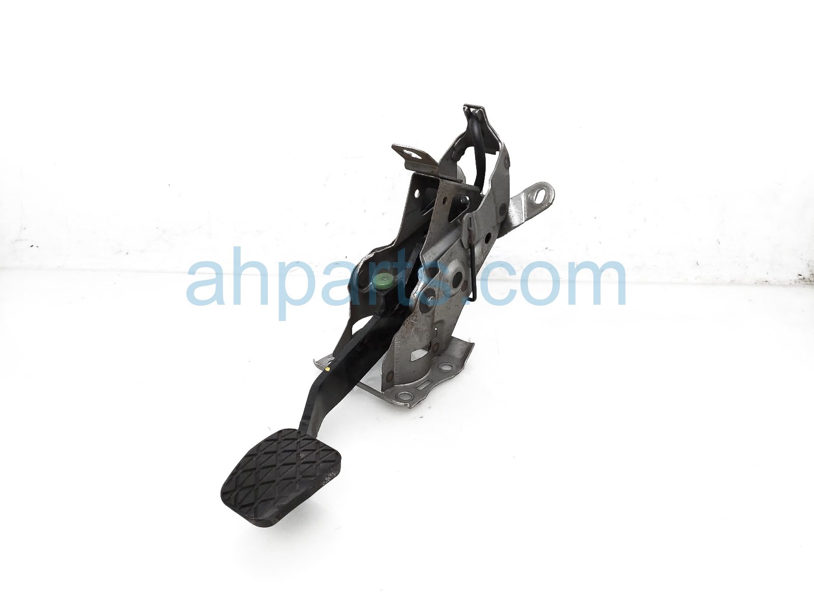 $39 Mazda BRAKE PEDAL ASSY - 2.0L RWD $39 Mazda BRAKE PEDAL ASSY - 2.0L RWD