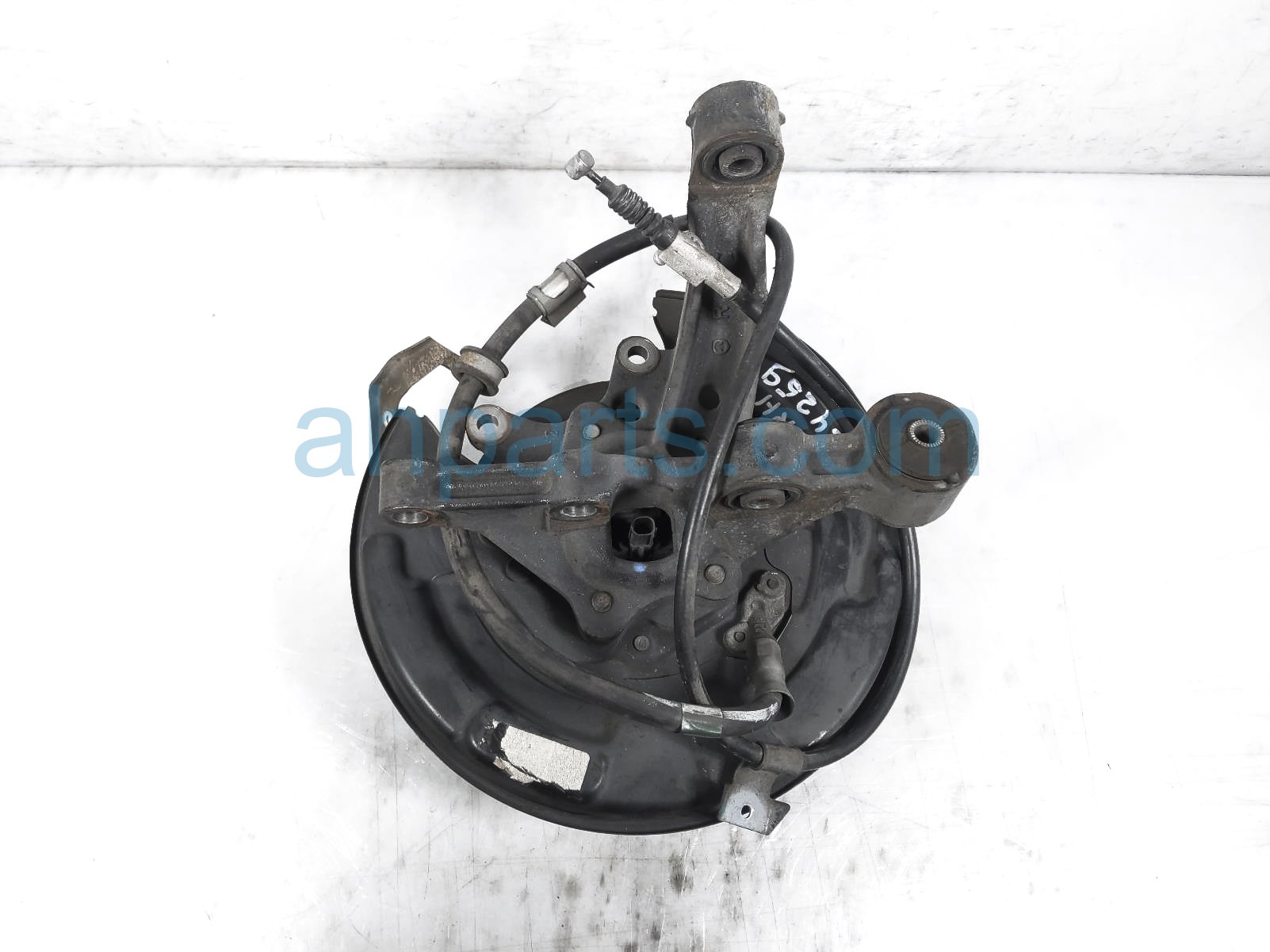 Sold 2011 Toyota Venza Axle Stub Rear Passenger Spindle Knuckle