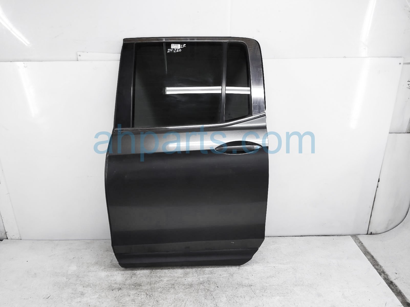 $1150 Honda RR/LH DOOR - GREY - NO INSIDE TRIM $1150 Honda RR/LH DOOR - GREY - NO INSIDE TRIM