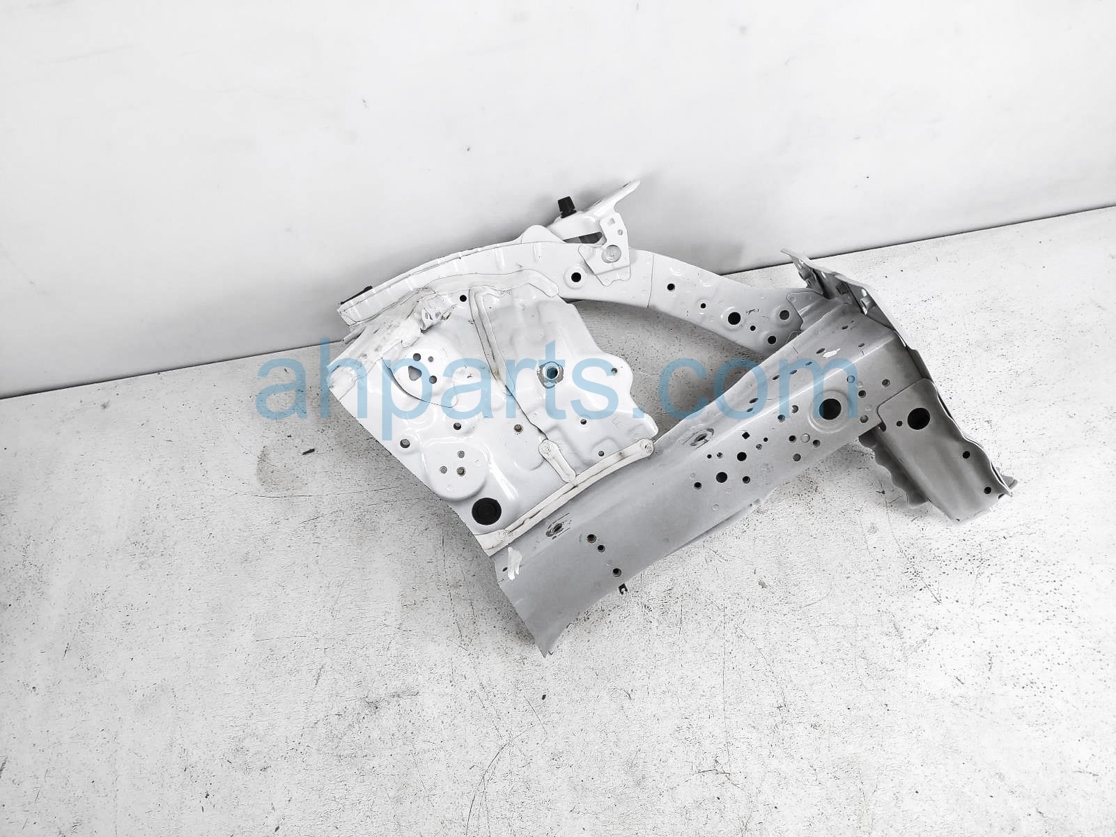 $200 Honda LH SHOCK TOWER / FRAME RAIL CUT- SDN $200 Honda LH SHOCK TOWER / FRAME RAIL CUT- SDN