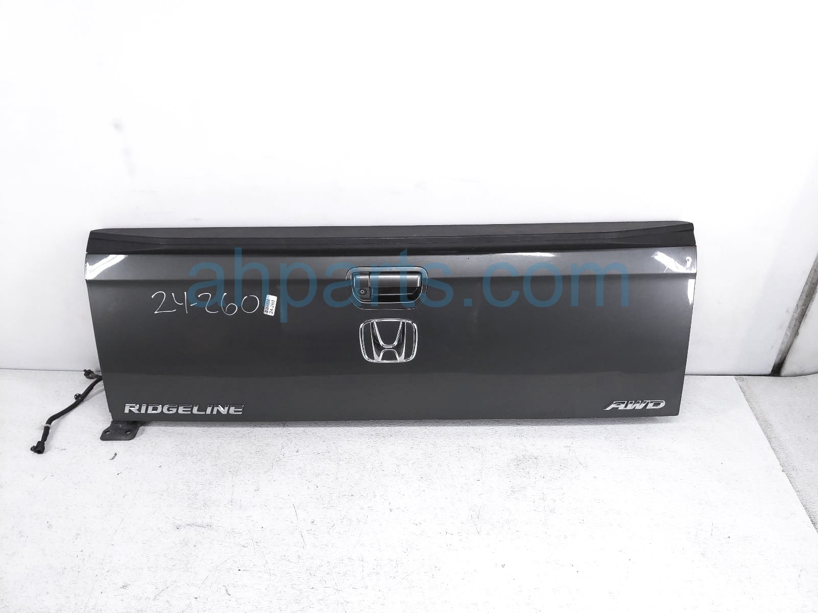 $629 Honda LIFT GATE / TAIL GATE - GREY - DING $629 Honda LIFT GATE / TAIL GATE - GREY - DING