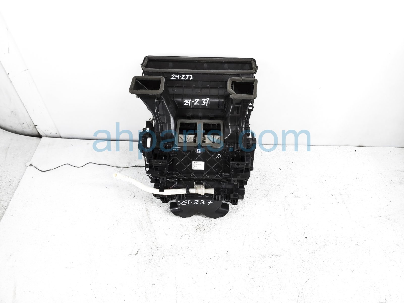 $200 Toyota AC HEATER CORE W/O BLOWER ASSY $200 Toyota AC HEATER CORE W/O BLOWER ASSY