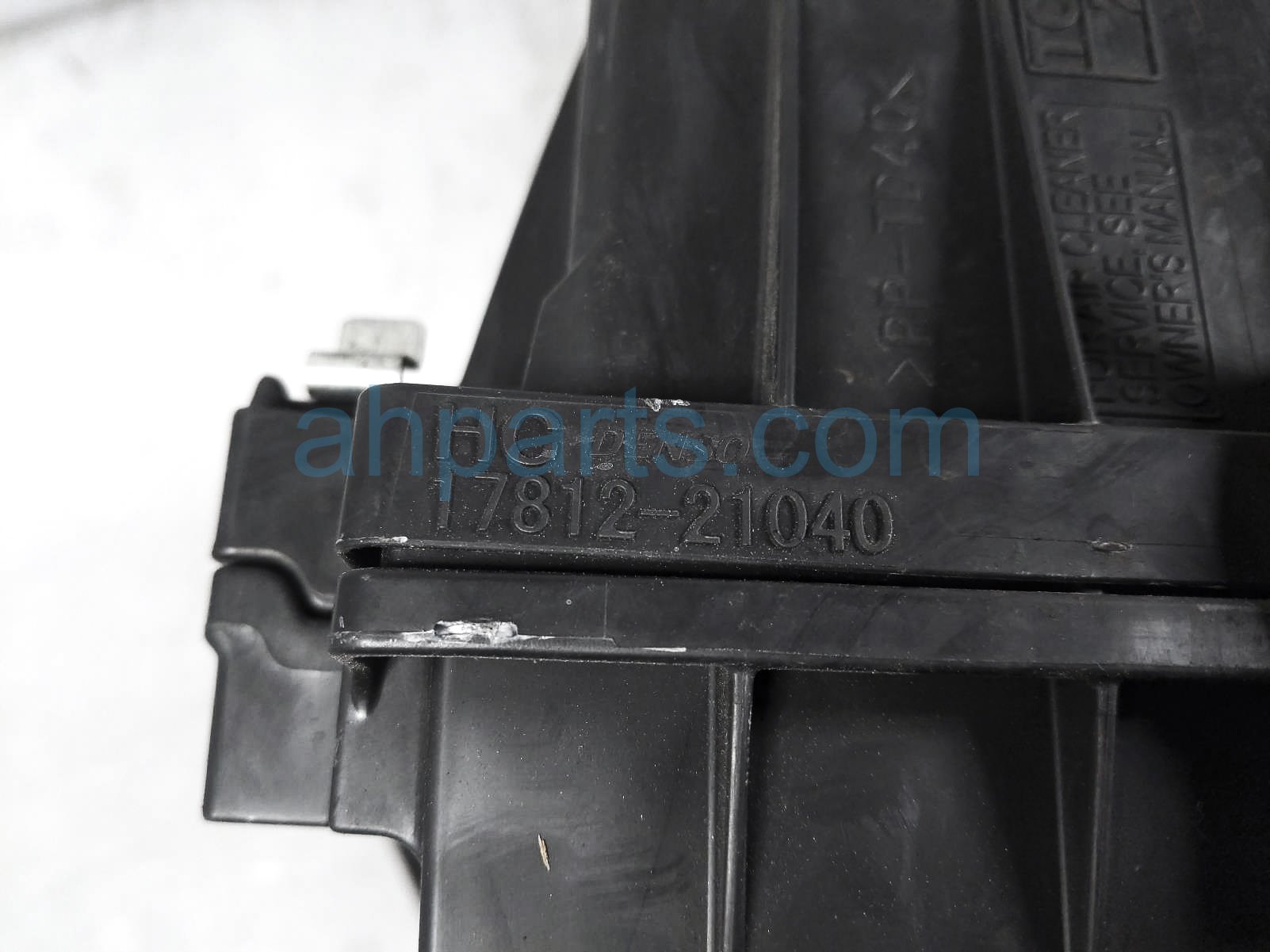 Sold 2019 Toyota Corolla Air Cleaner Intake Box - 2.0l 17700-F2010,