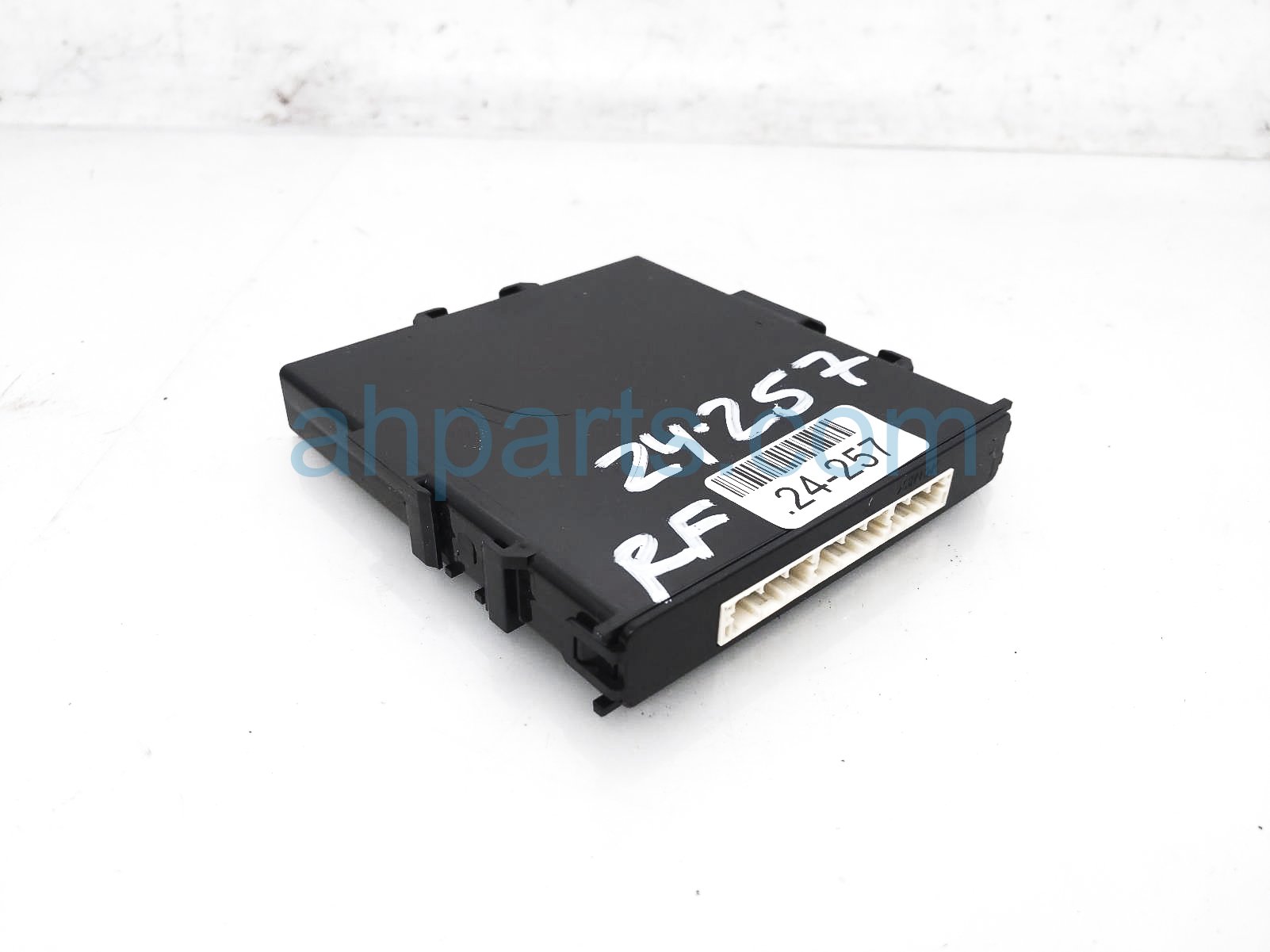 $199 Lexus KEYLESS IGNITION CONTROL MODULE $199 Lexus KEYLESS IGNITION CONTROL MODULE