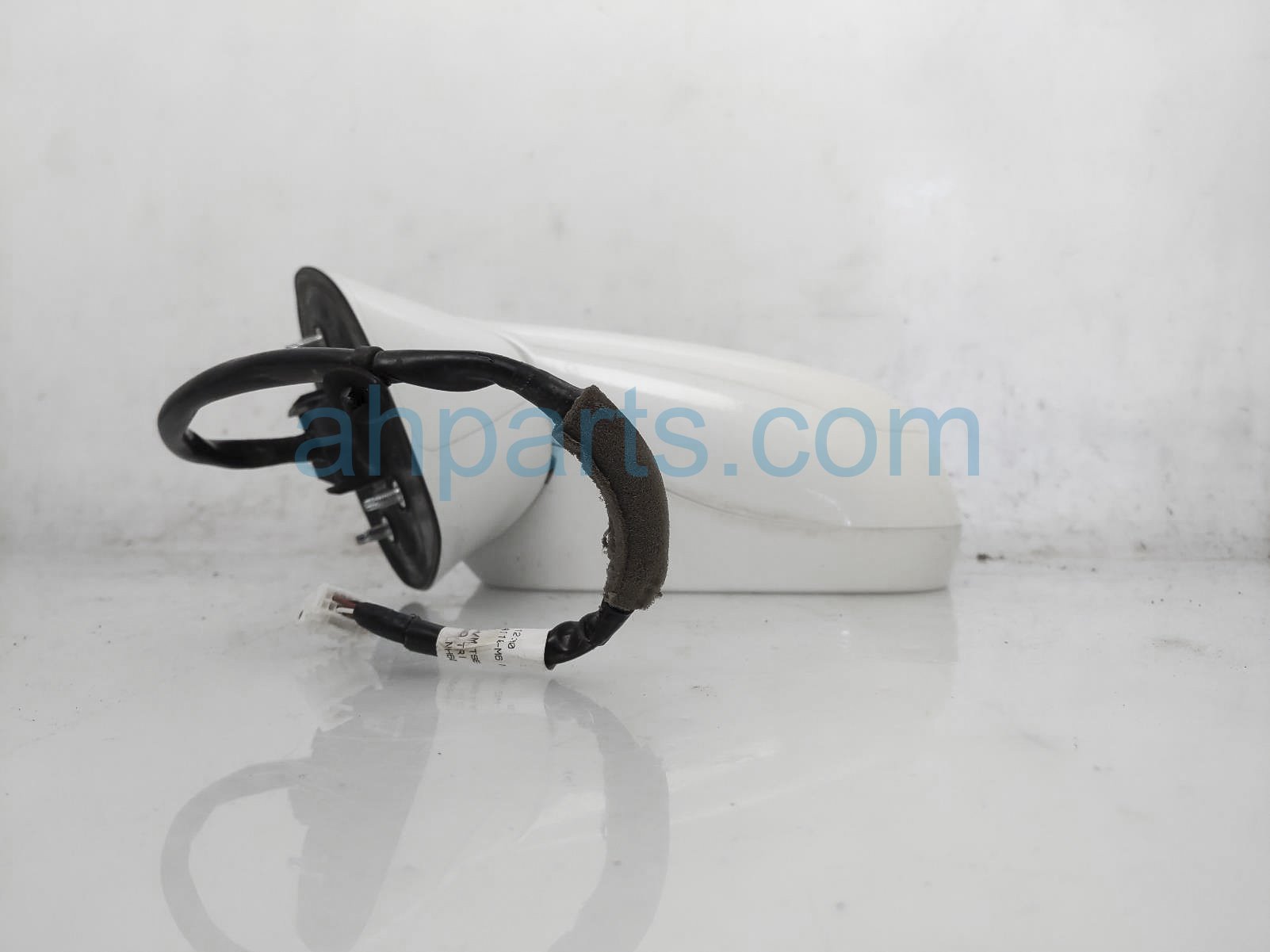 Sold 2017 Acura RDX Rear Driver Side View Mirror - White 76250-TX4