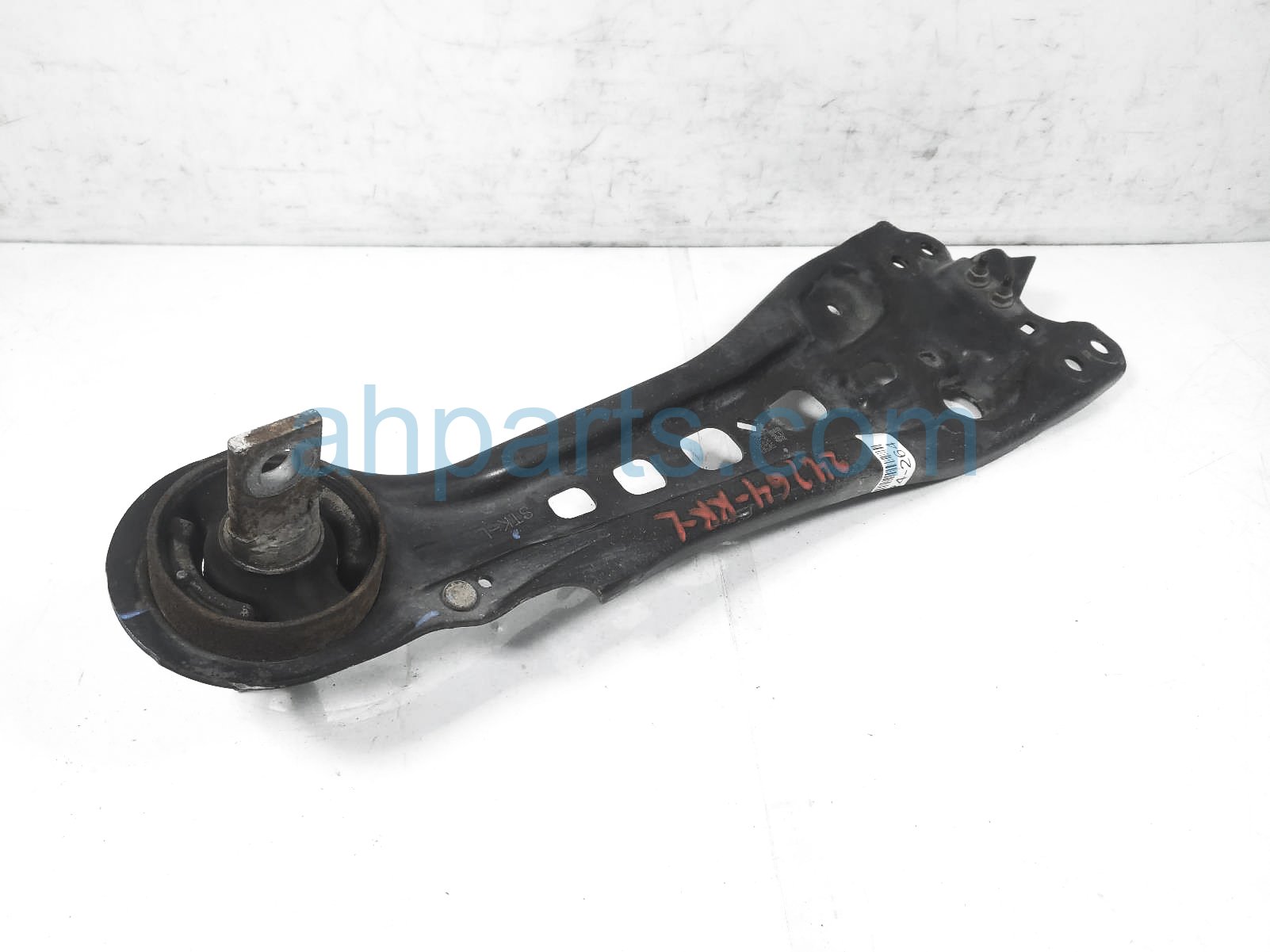 $90 Acura RR/LH TRAILING CONTROL ARM $90 Acura RR/LH TRAILING CONTROL ARM