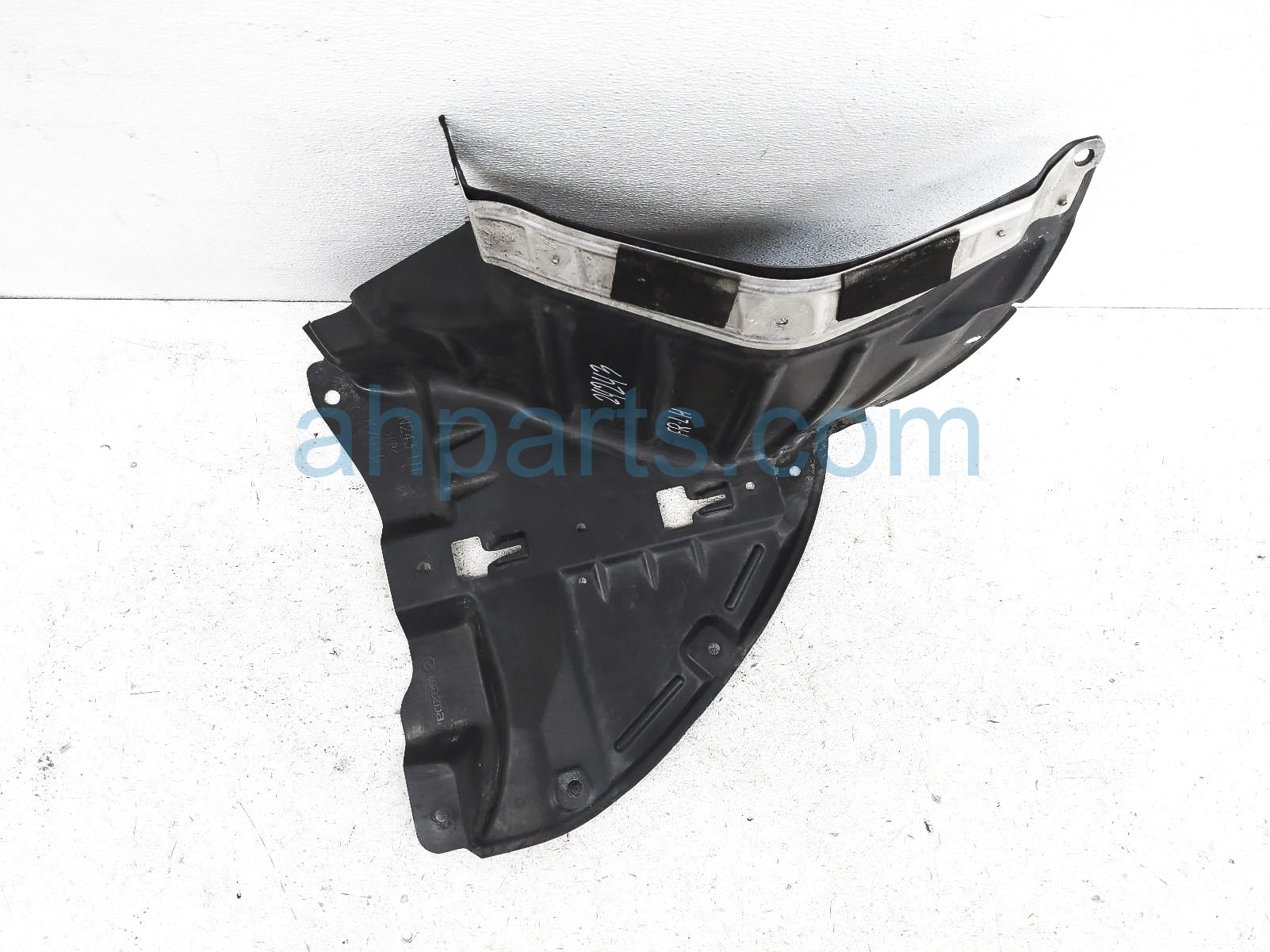 Sold 2021 Mazda Miata Front Driver Forward Inner Fender Liner N243